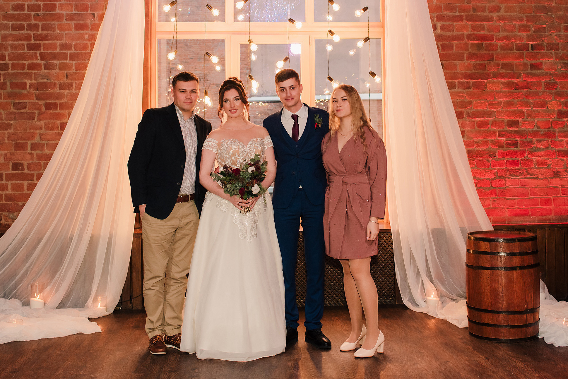 Саша и Леша. Вокзал для двоих. Семейный и Свадебный фотограф. Санкт-Петербург. Пушкин