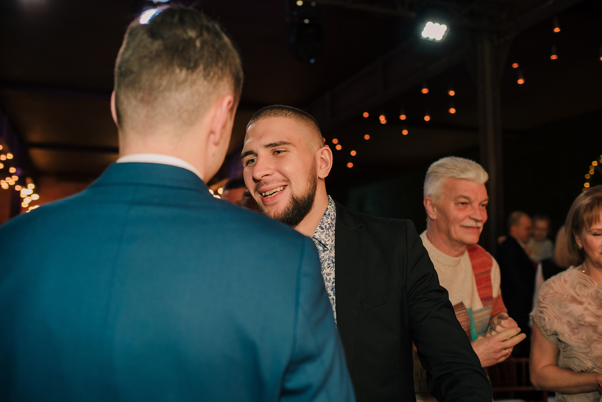 Саша и Леша. Вокзал для двоих. Семейный и Свадебный фотограф. Санкт-Петербург. Пушкин