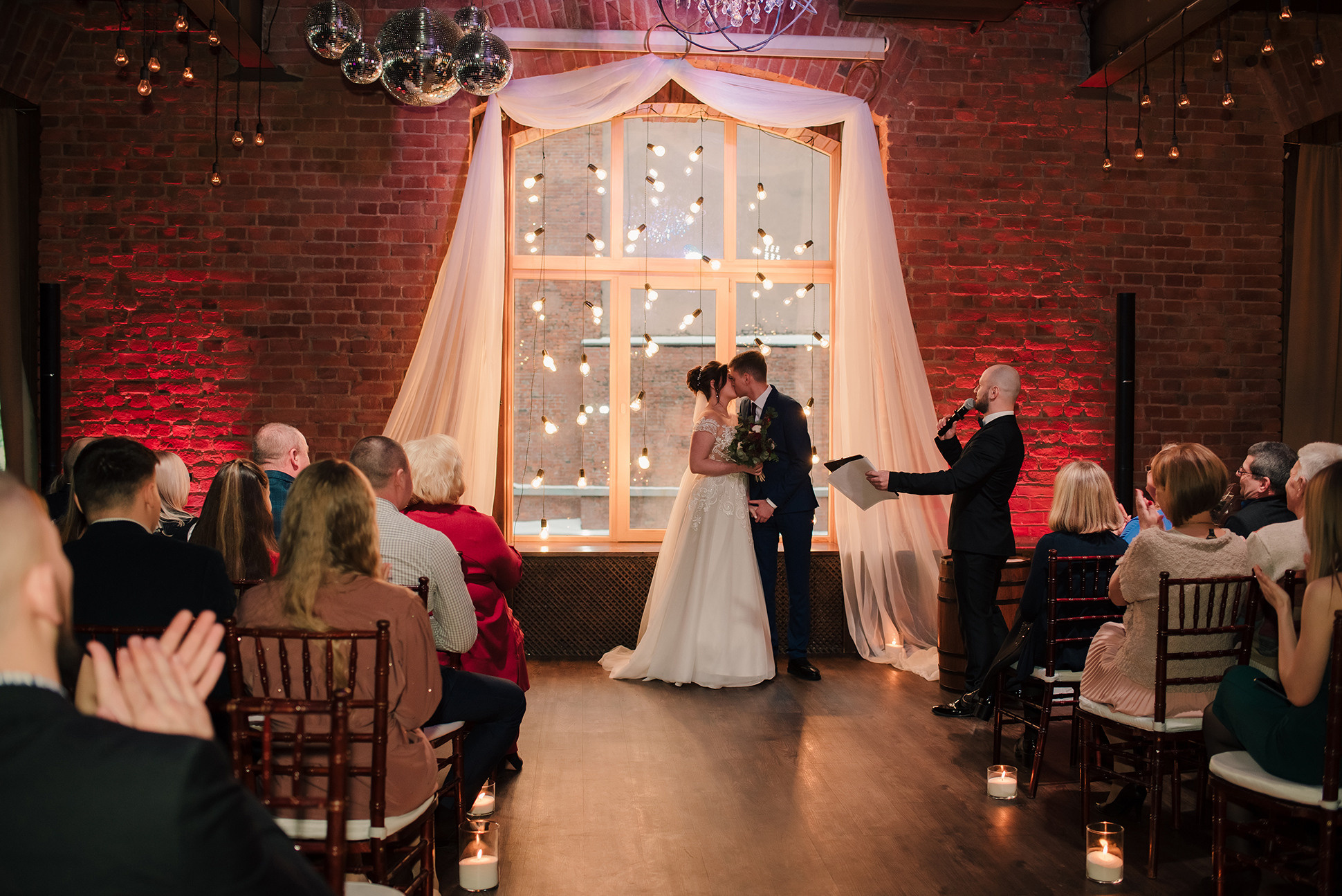 Саша и Леша. Вокзал для двоих. Семейный и Свадебный фотограф. Санкт-Петербург. Пушкин