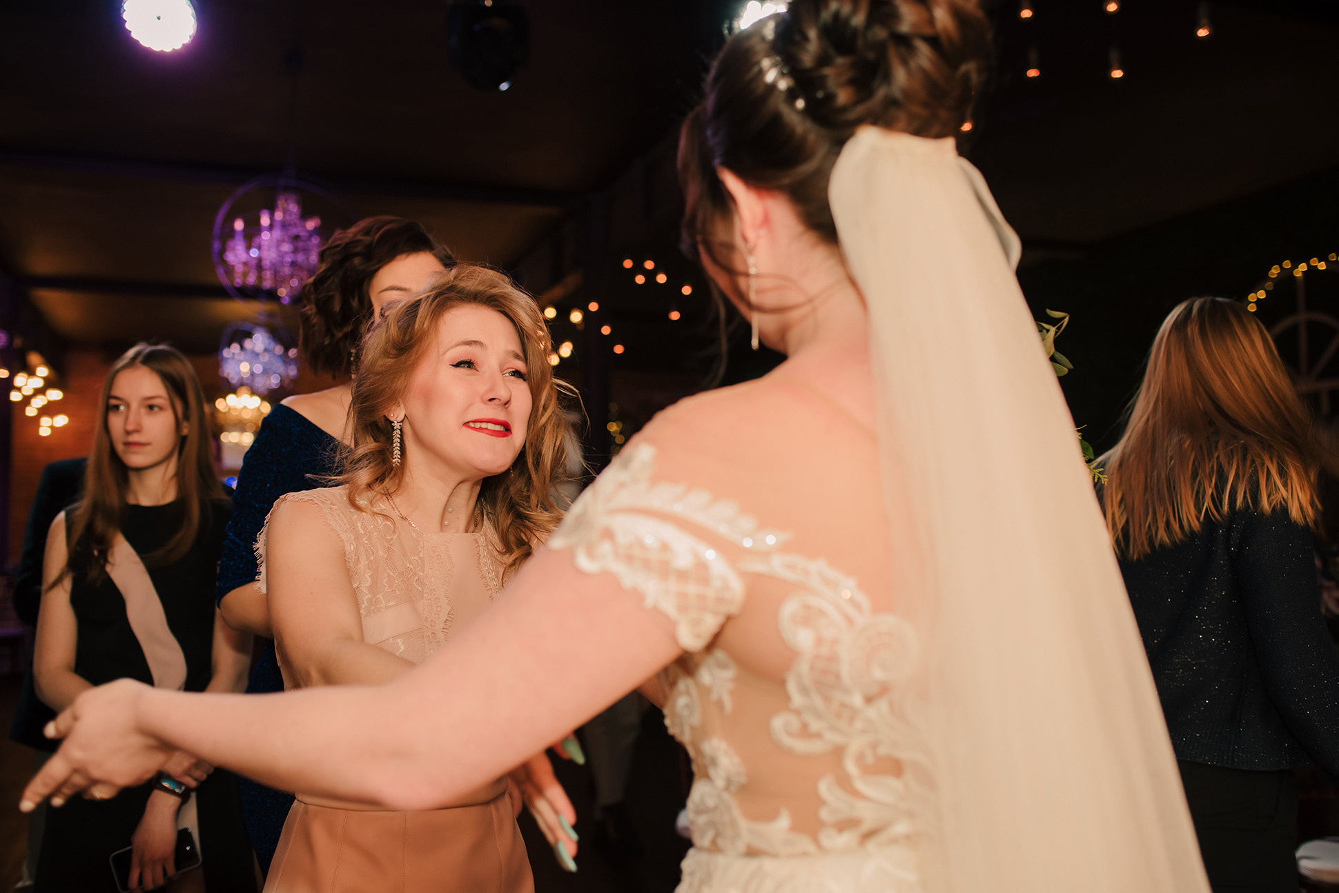 Саша и Леша. Вокзал для двоих. Семейный и Свадебный фотограф. Санкт-Петербург. Пушкин