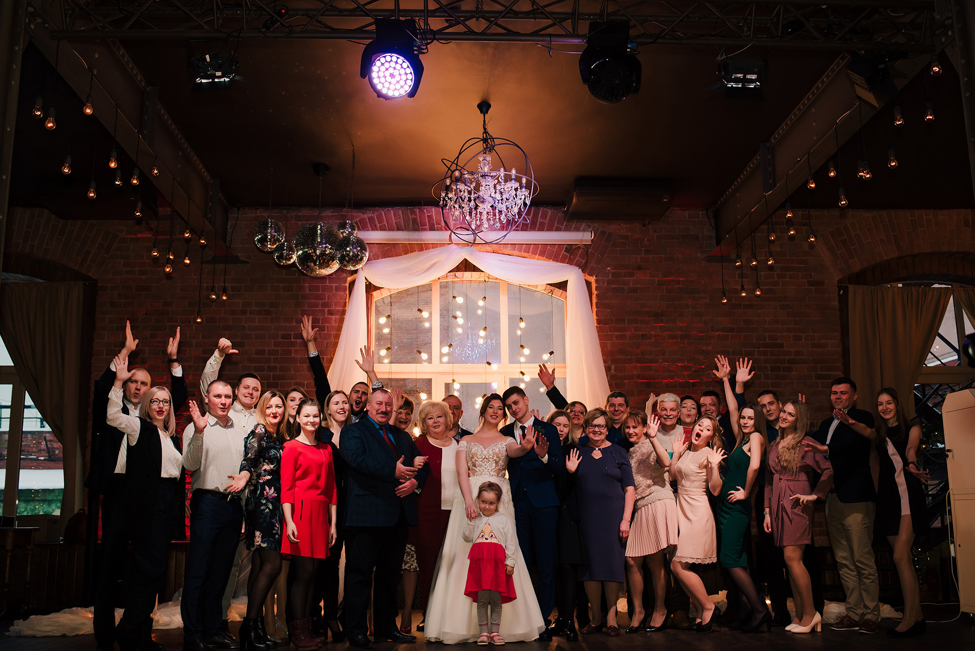 Саша и Леша. Вокзал для двоих. Семейный и Свадебный фотограф. Санкт-Петербург. Пушкин