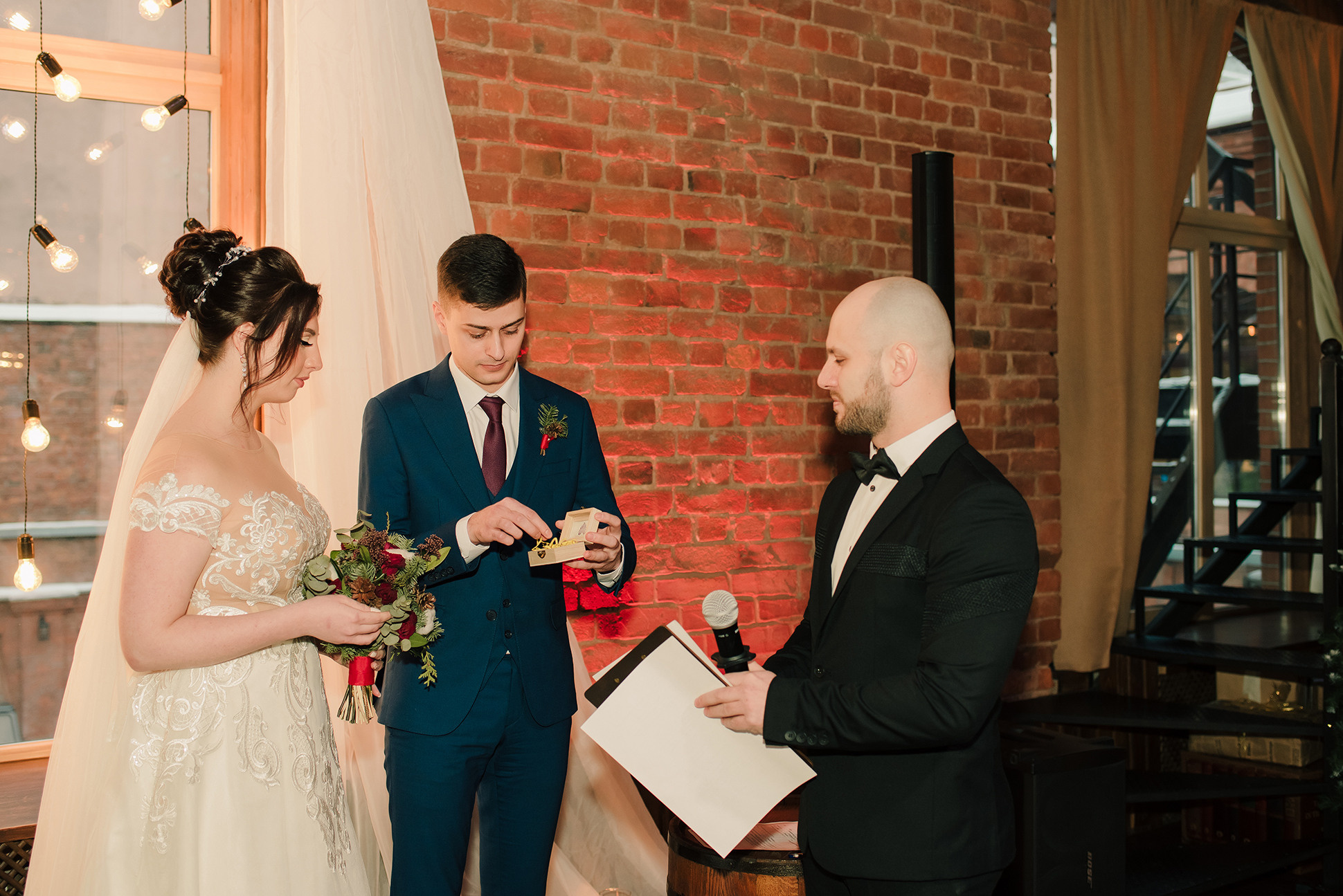 Саша и Леша. Вокзал для двоих. Семейный и Свадебный фотограф. Санкт-Петербург. Пушкин