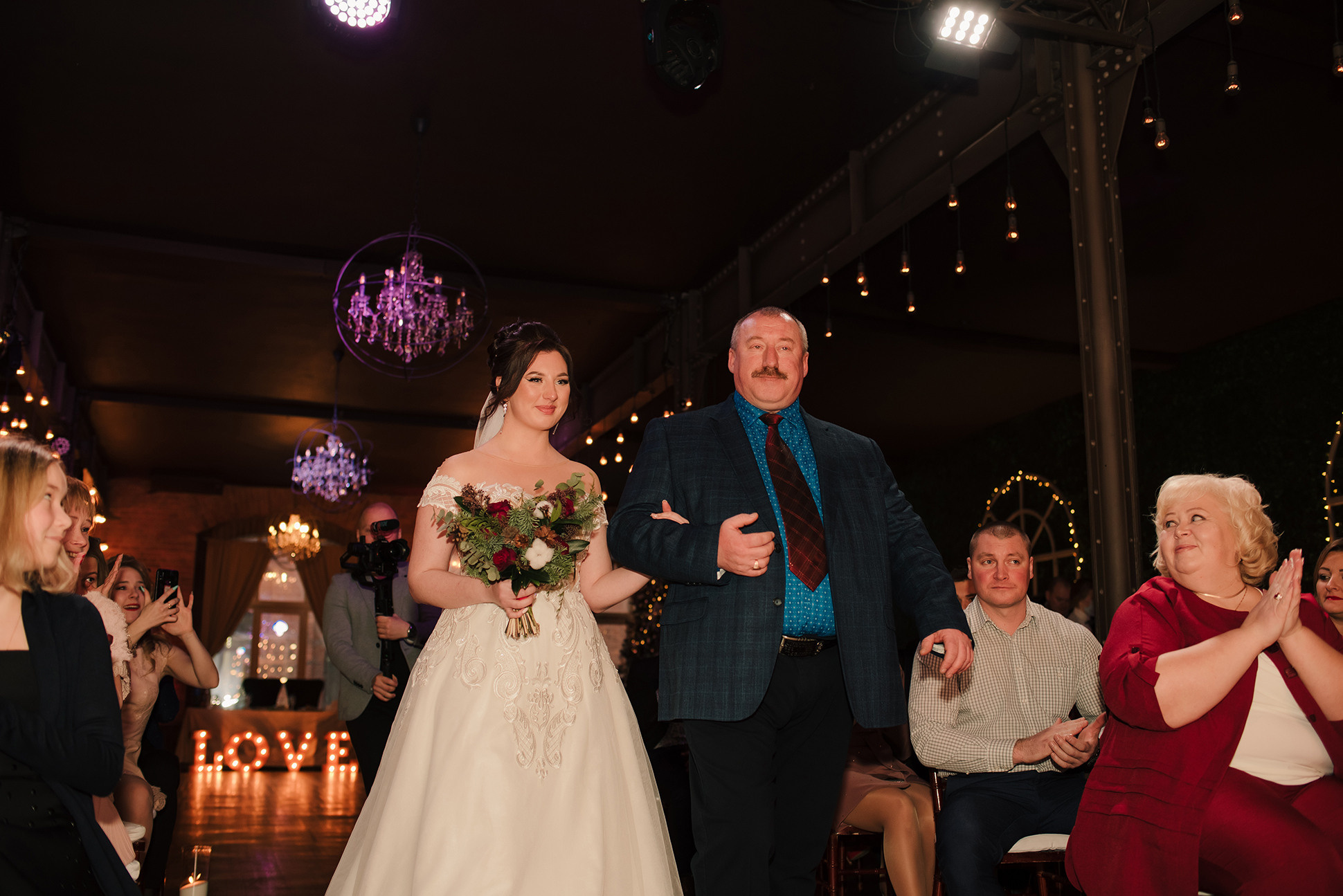 Саша и Леша. Вокзал для двоих. Семейный и Свадебный фотограф. Санкт-Петербург. Пушкин