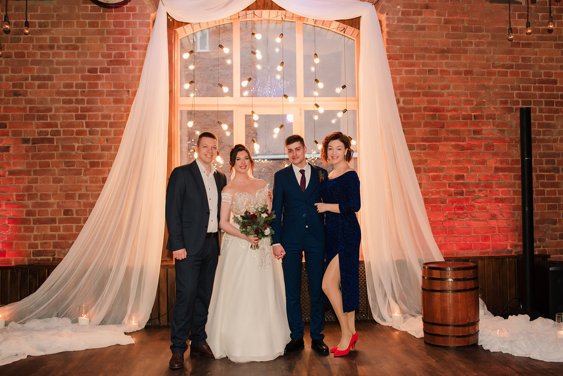 Саша и Леша. Вокзал для двоих. Семейный и Свадебный фотограф. Санкт-Петербург. Пушкин