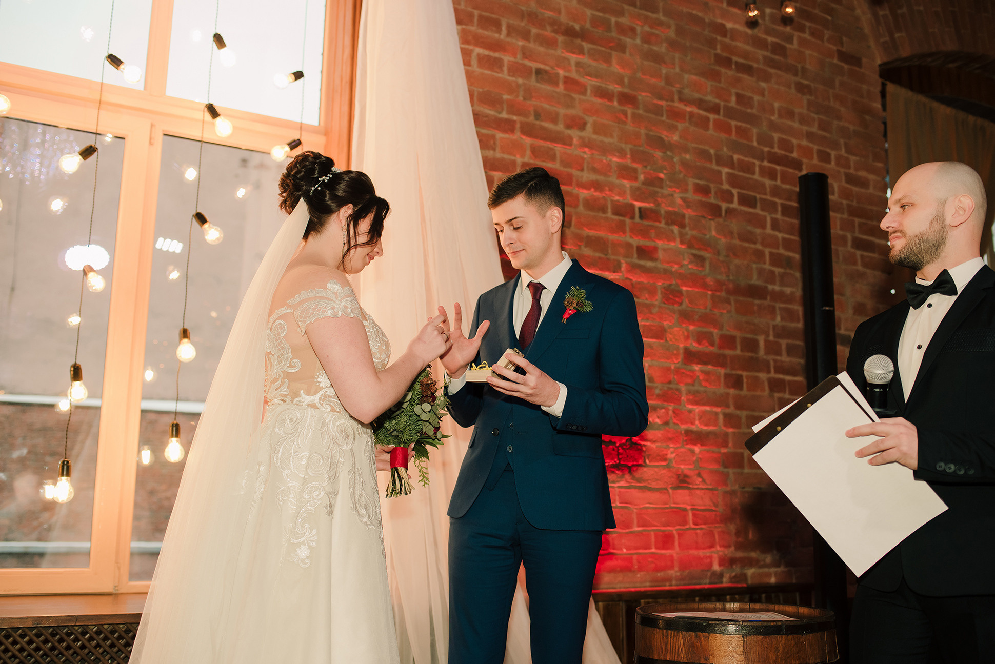 Саша и Леша. Вокзал для двоих. Семейный и Свадебный фотограф. Санкт-Петербург. Пушкин