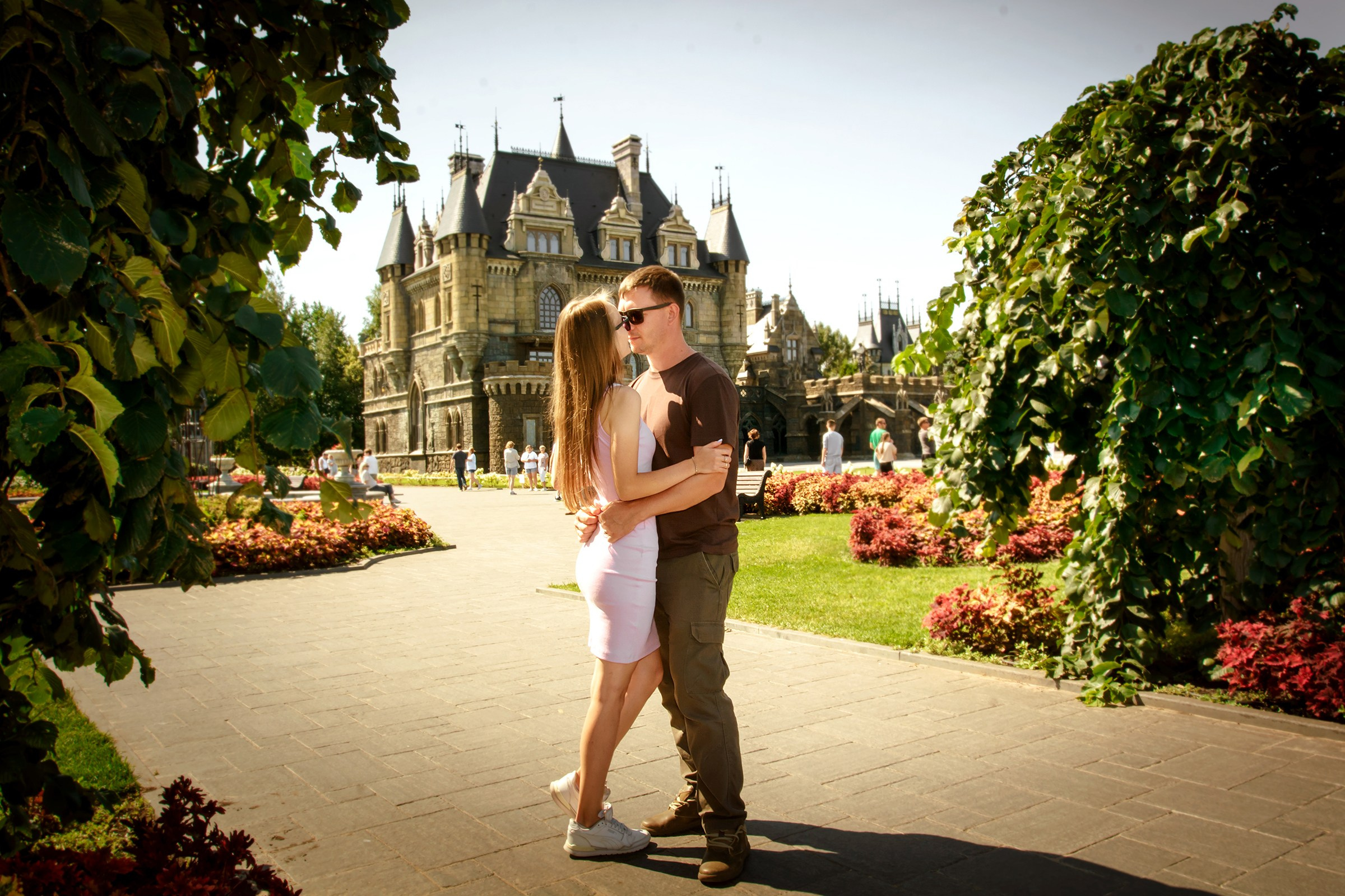 Фотосессия Love Story у Замка Гарибальди. Фотограф Оксана Сафонова г. Тольятти