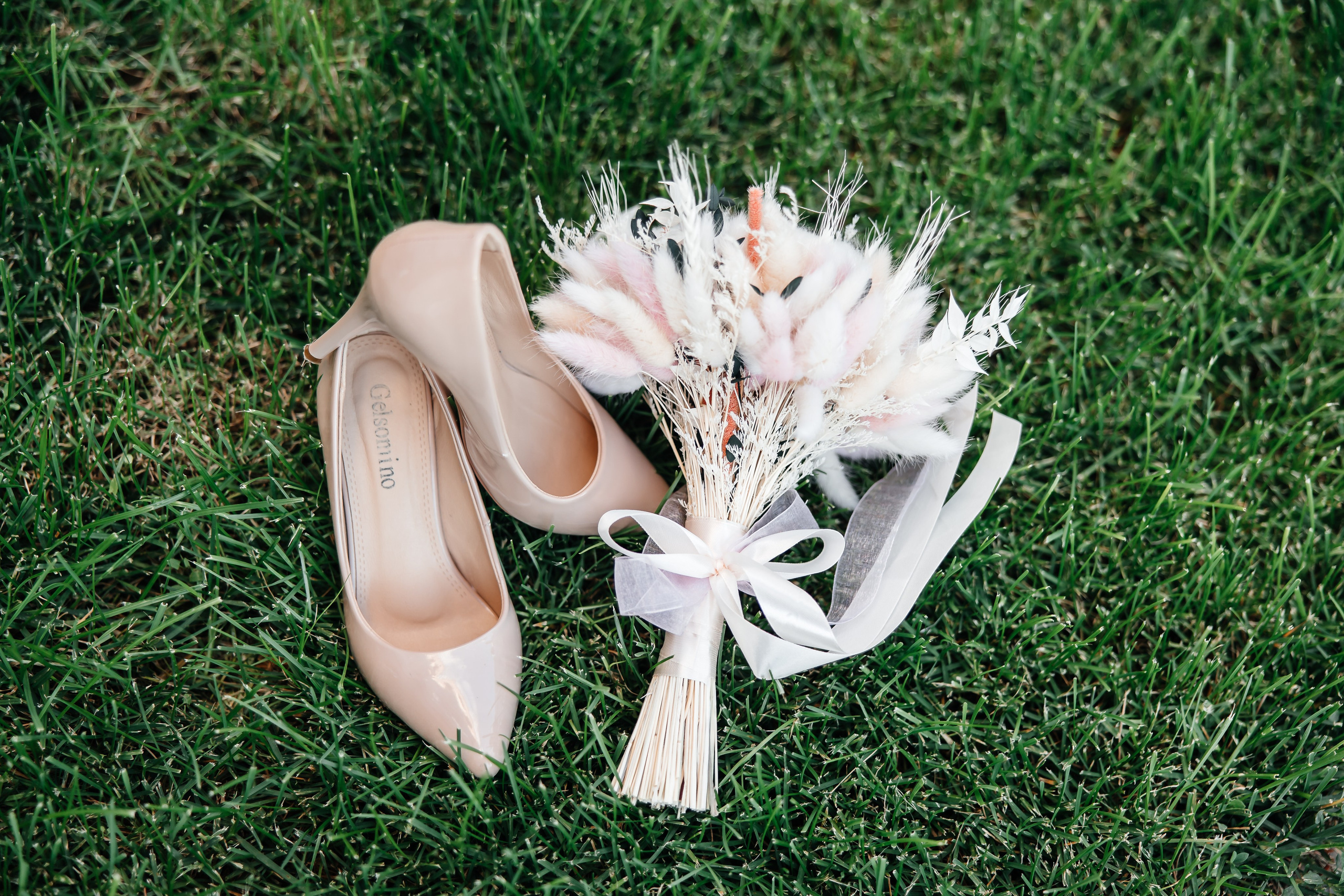 Анонс свадебной прогулки для Юлии и Артема. Свадебный фотограф в Крыму и Севастополе Ольга Баскакова