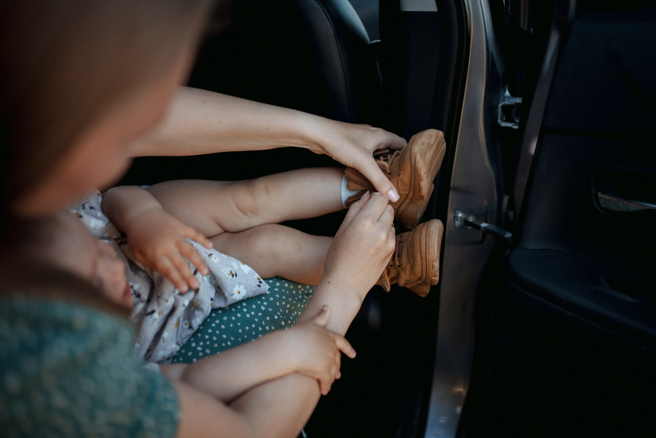 Трое в поле, не считая собаки. Семейный документальный фотограф в Волгограде Мариэта Додина