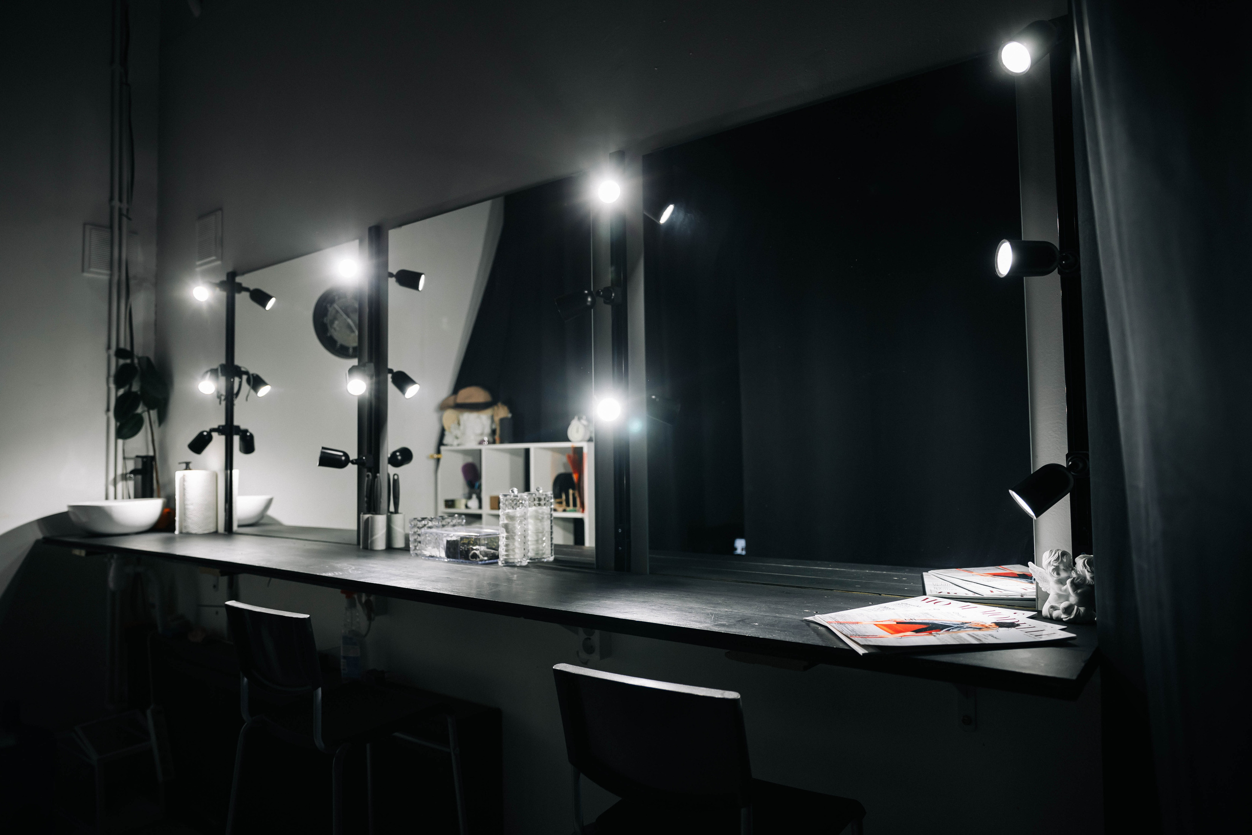 Гримерка. Аренда залов Фотосъемка Рекламная Фотосъемка Съемка для сайтов