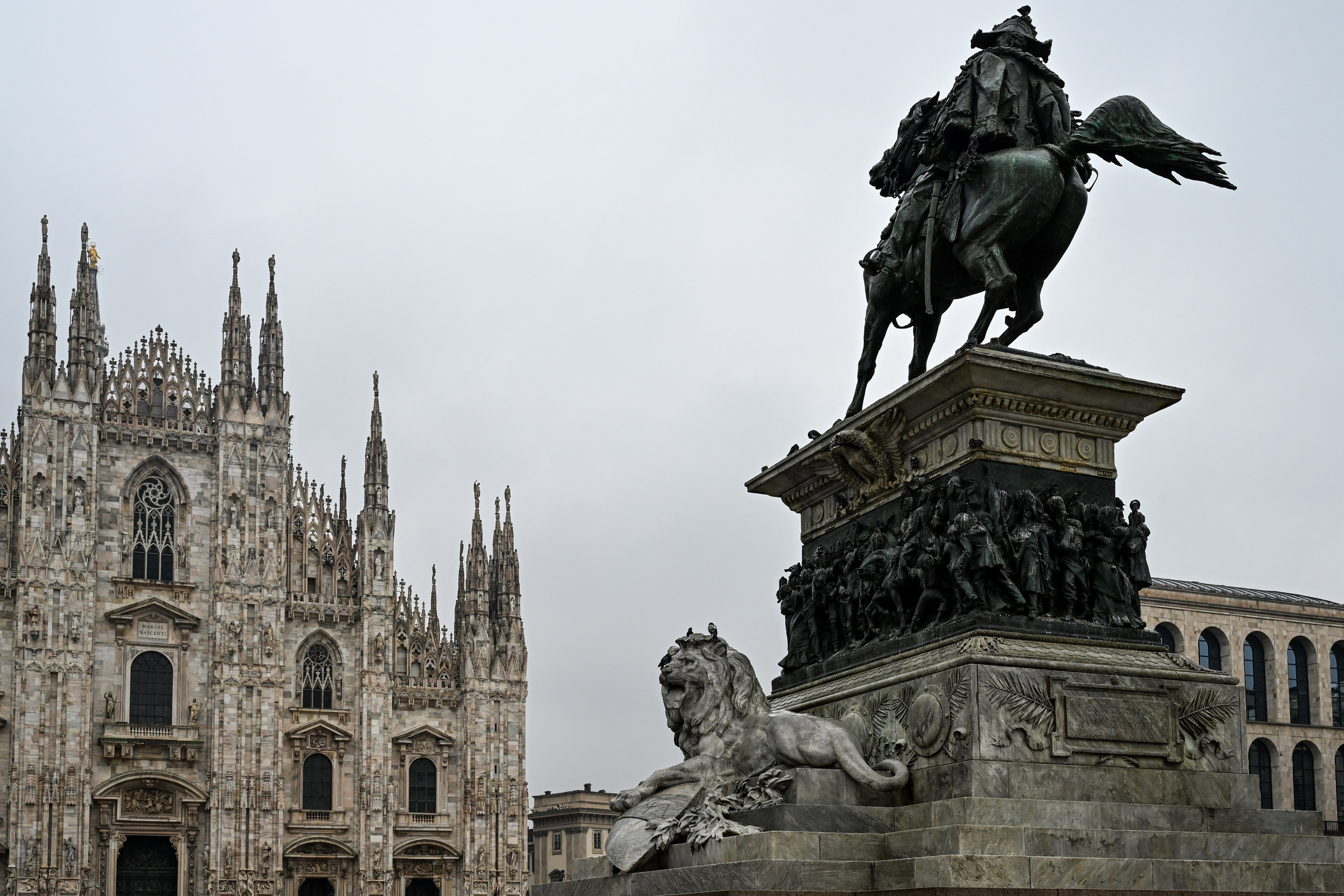 Milano: Navigli, City, Trams. Фотограф Минск