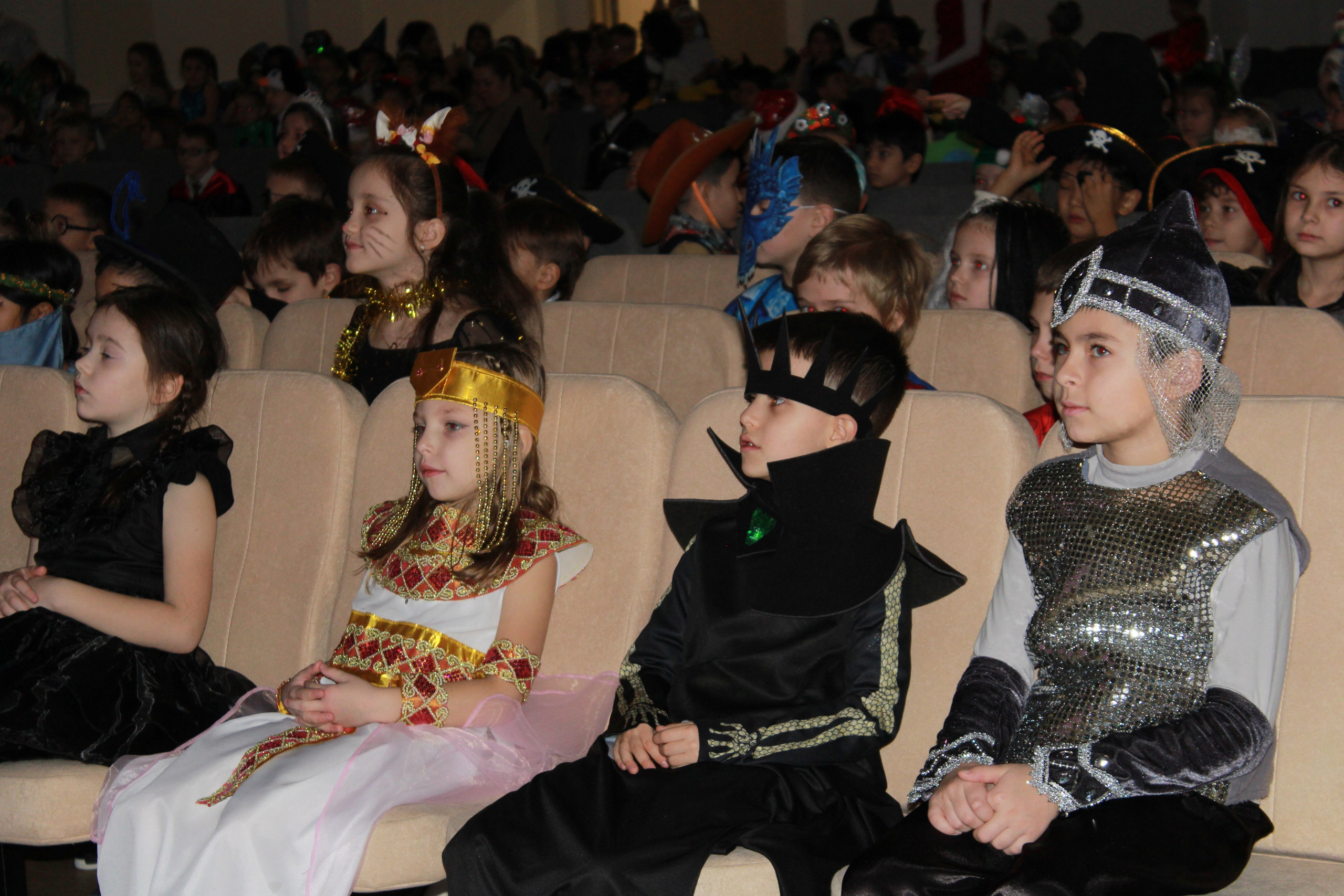 Праздники, мероприятия (Новогодний карнавал 2024-2025). Портфолио