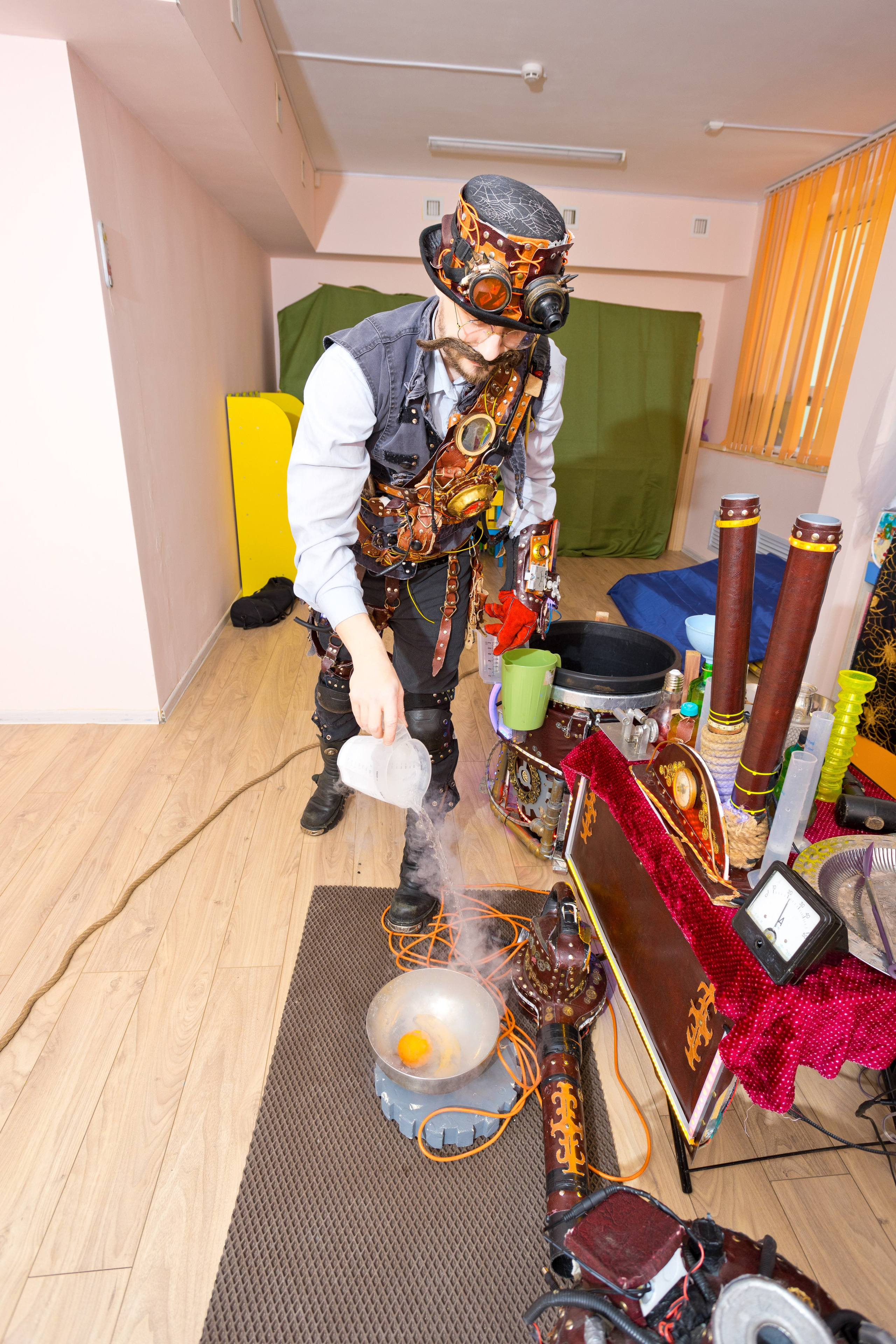 В садике. Photomantis