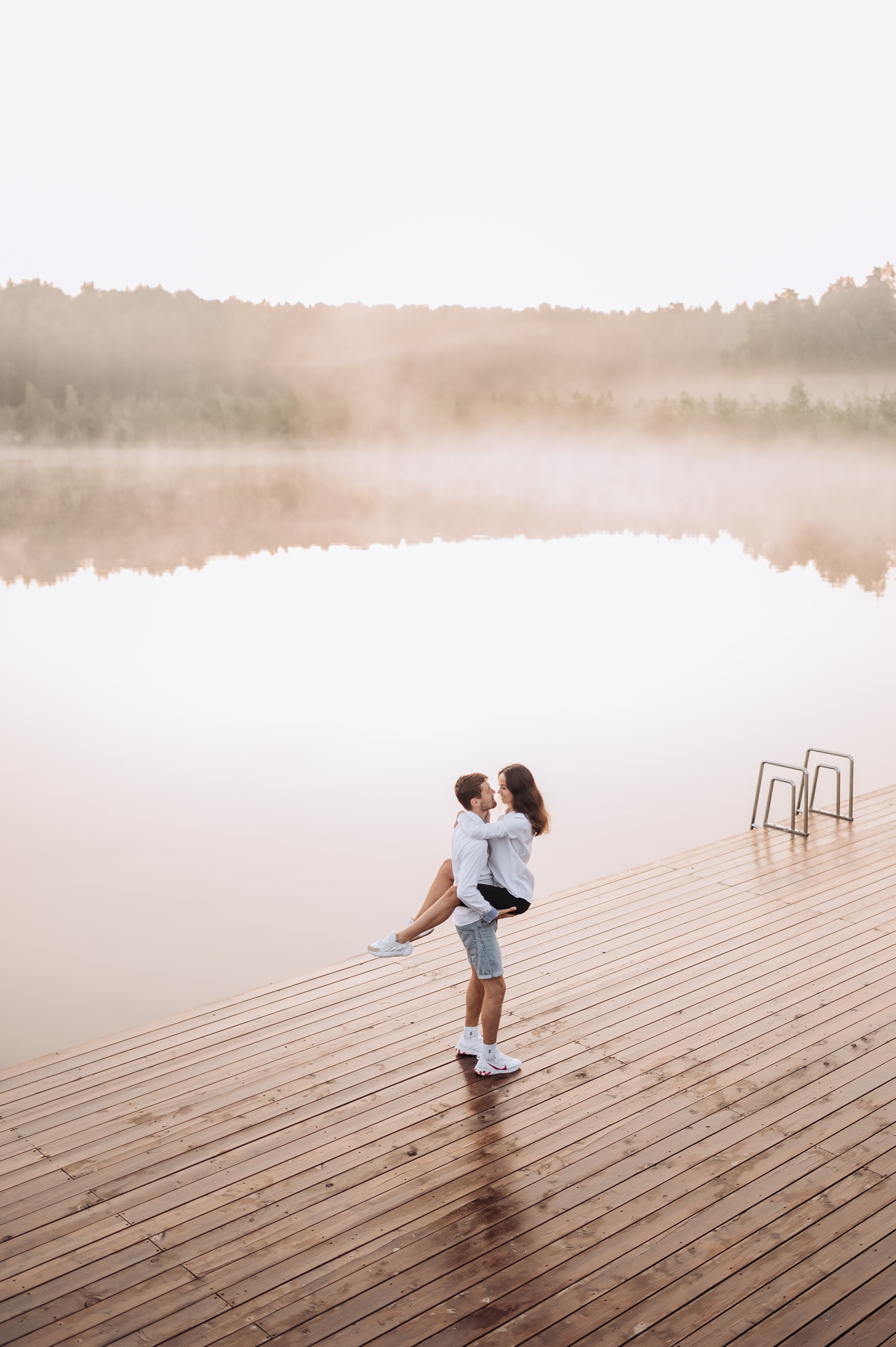 Love story Олега и Тани на озере. Фотограф в Москве и Московской области Таня Яблочкина