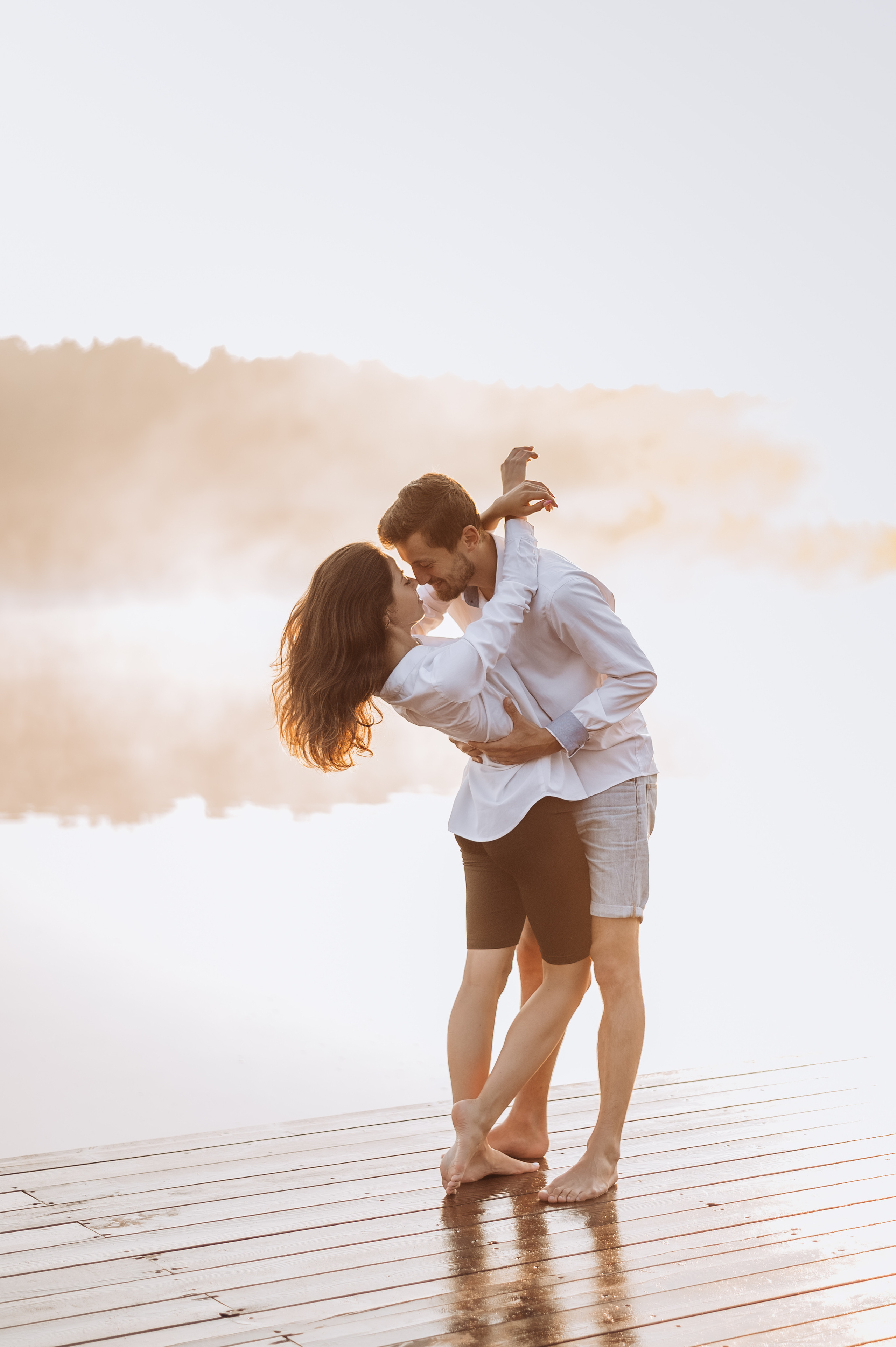 Love story Олега и Тани на озере. Фотограф в Москве и Московской области Таня Яблочкина