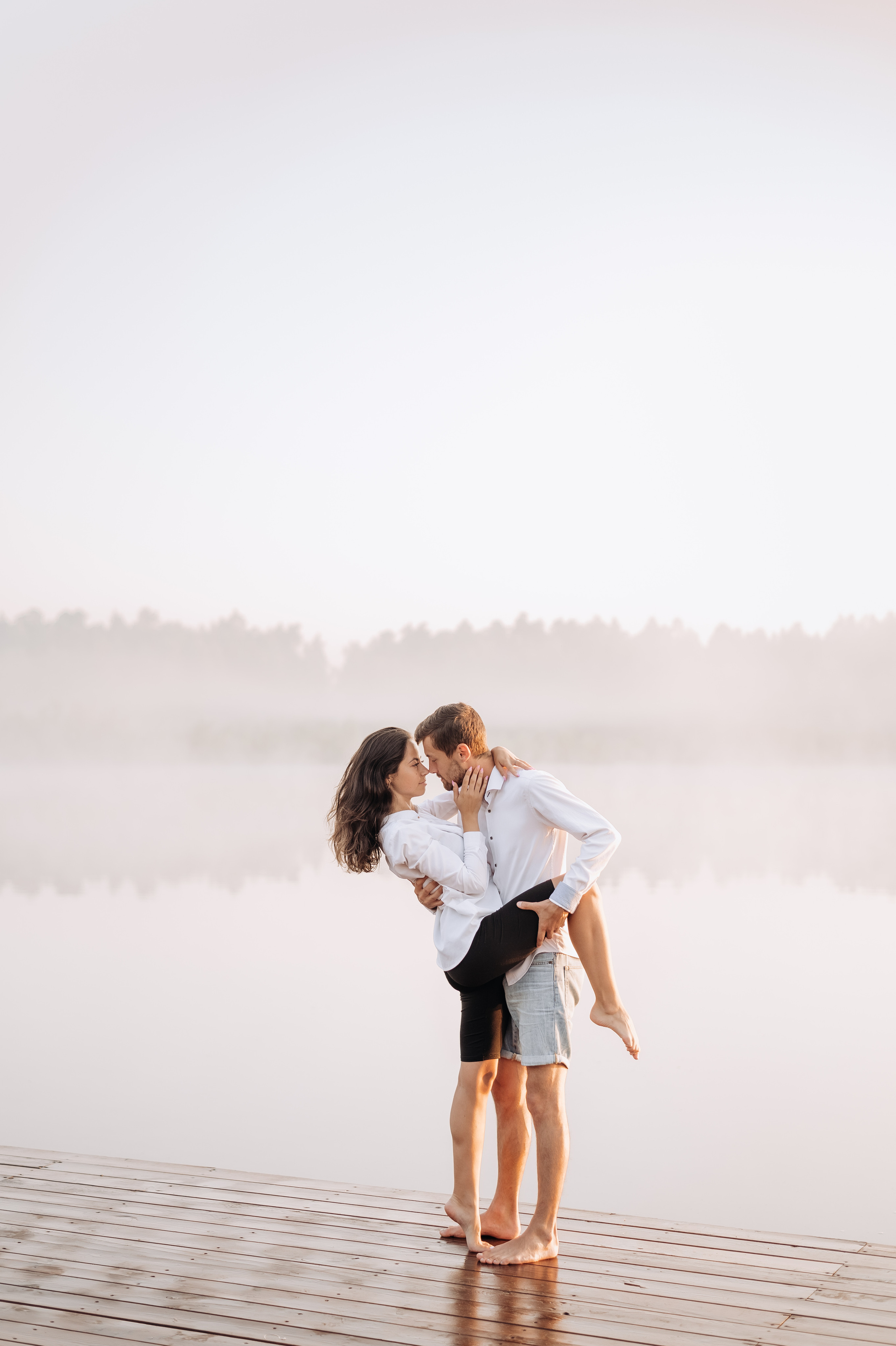 Love story Олега и Тани на озере. Фотограф в Москве и Московской области Таня Яблочкина