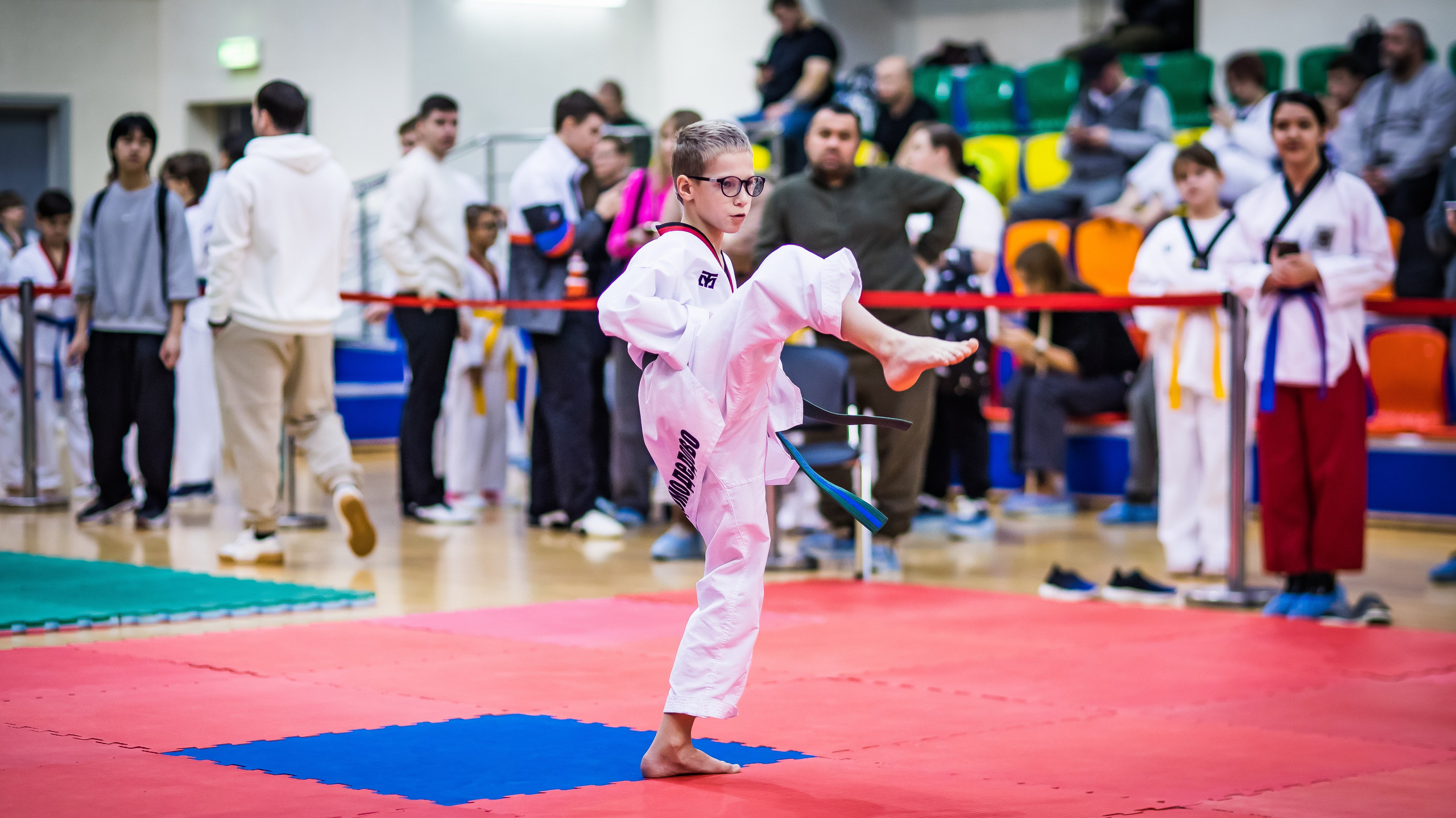 Турнир Федерации детского тхэквондо России по дисциплине ПХУМСЭ. Спортивный фотограф Максим Серегин