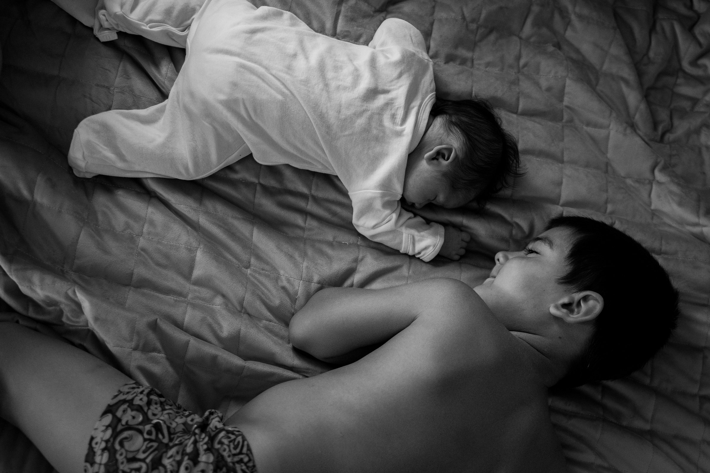 Полине 14 дней семейная съемка. Семейный видеограф и фотограф Соснина Марина