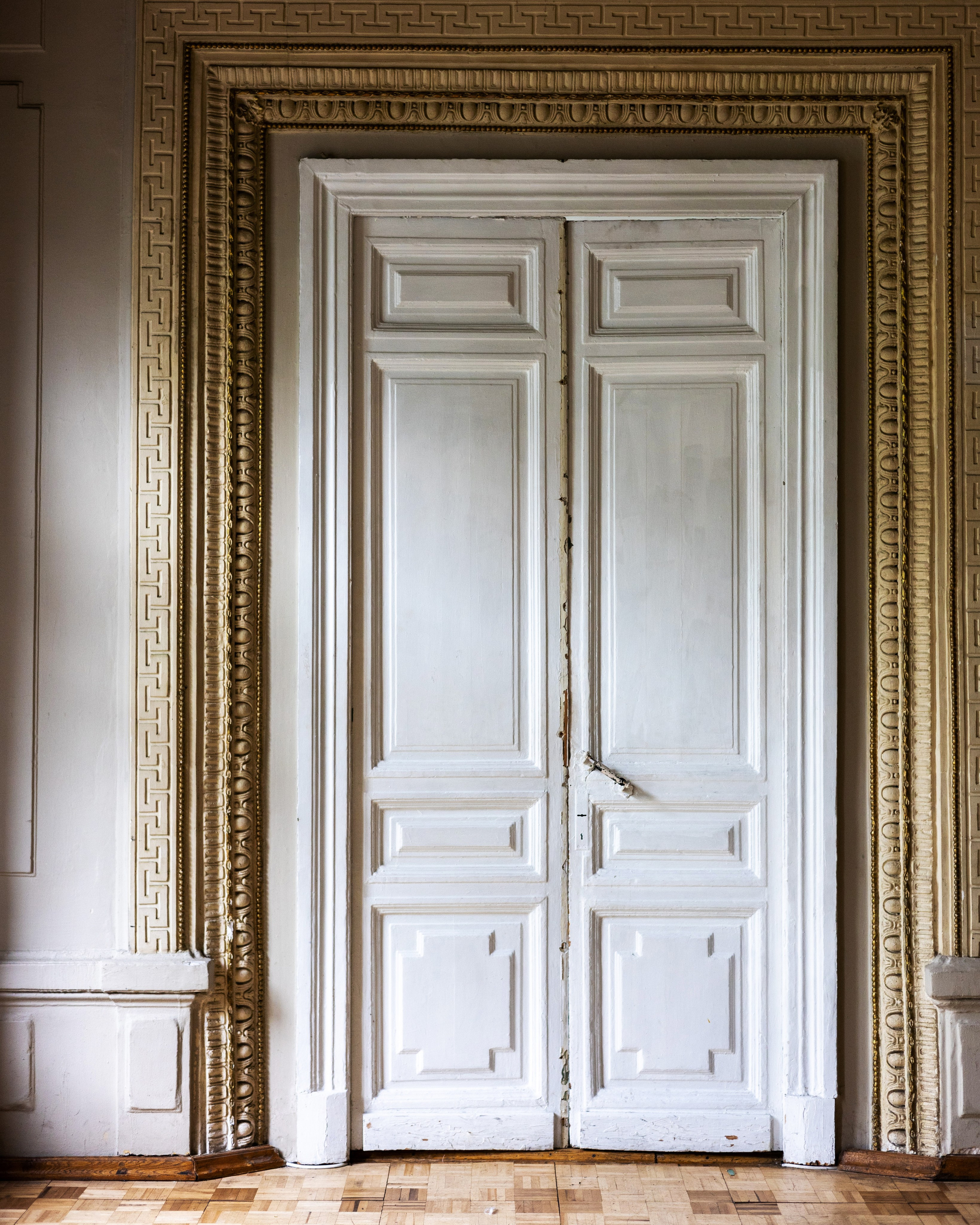 Руслан и Александра. Свадебная фотосессия в студии. Семейный и свадебный фотограф в Москве и области EVGENIA SAVI