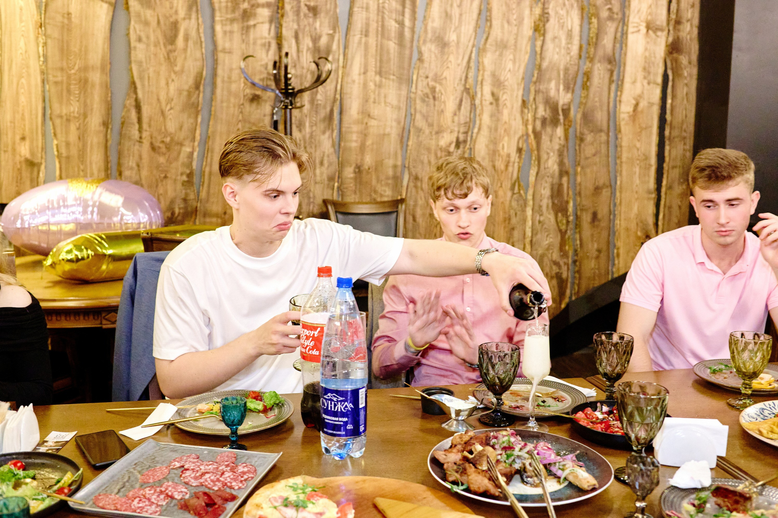 Выпускной 35 Сош. Фотограф Выпускные альбомы Таганрог Сергей Коробченко