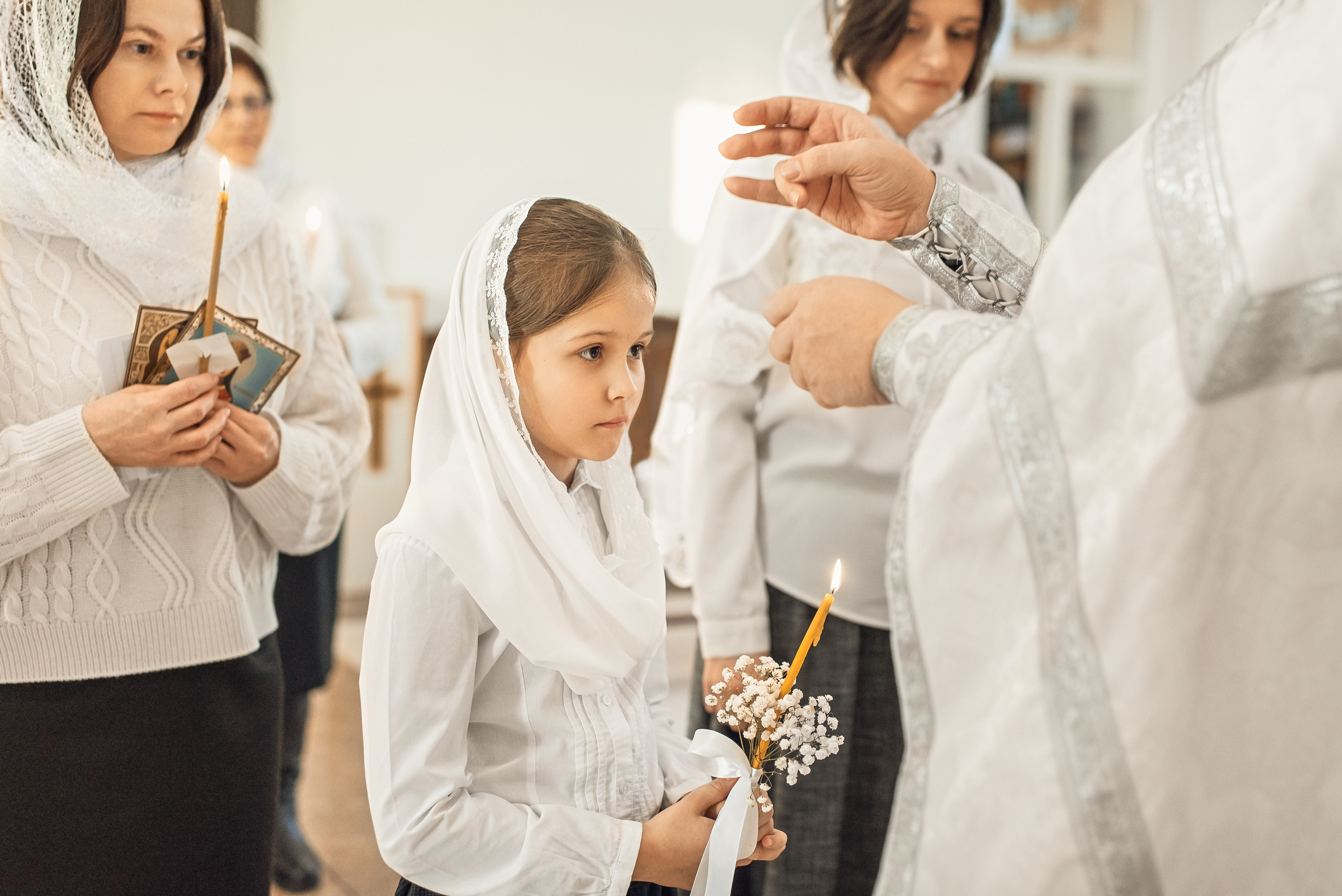 Крещение в храме Благовещения Пресвятой Богородицы. Церковный фотограф на Таинство Крещения и Венчания в Оренбурге и Оренбургской области Екатерина Белкина