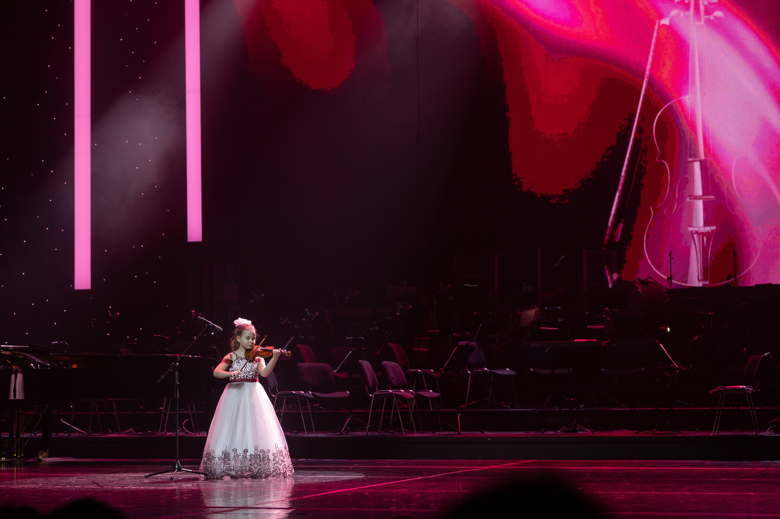 Отчетный концерт ДШИ «Гармония» «Зимняя гармония». Фотограф новорожденных, семейный детский в Тюмени Татьяна Морозова