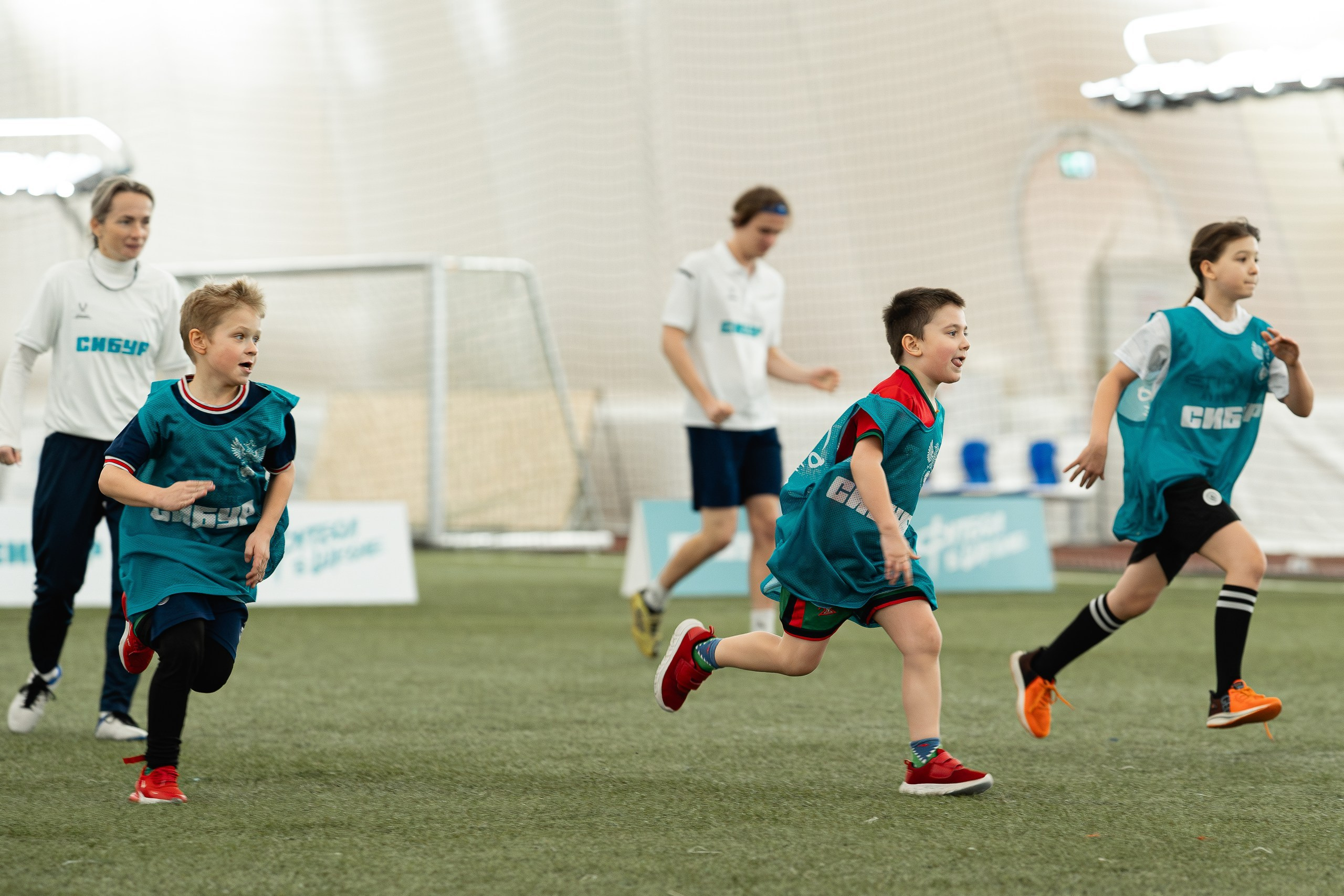 Фестиваль «СИБУР. Урок футбола» в рамках проекта Российского футбольного союза «Футбол в школе». Портретный и репортажный фотограф в Воронеже: Анастасия Пузикова