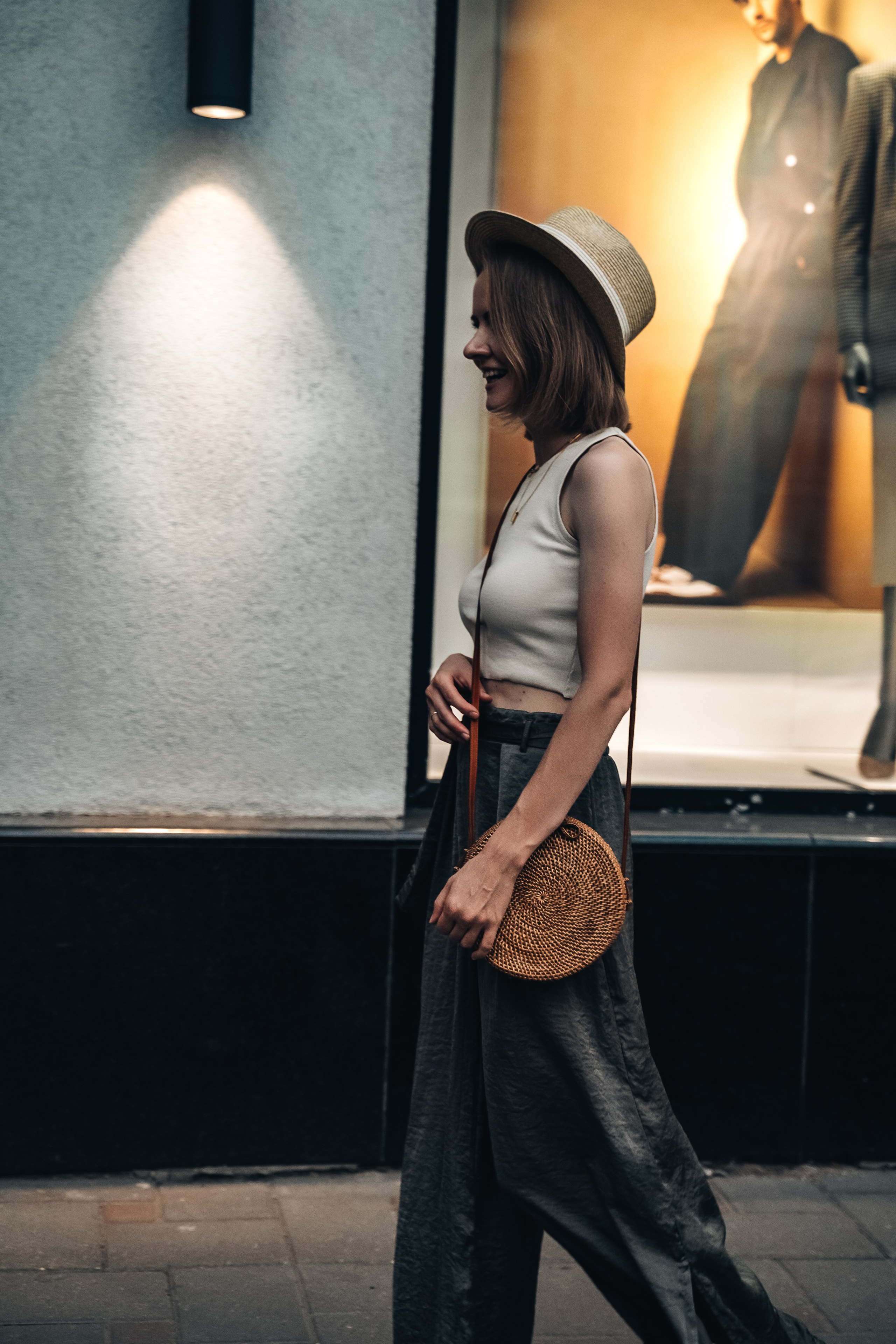 Ольга s t r e e t. Контент фотограф в Москве Кулич Настя