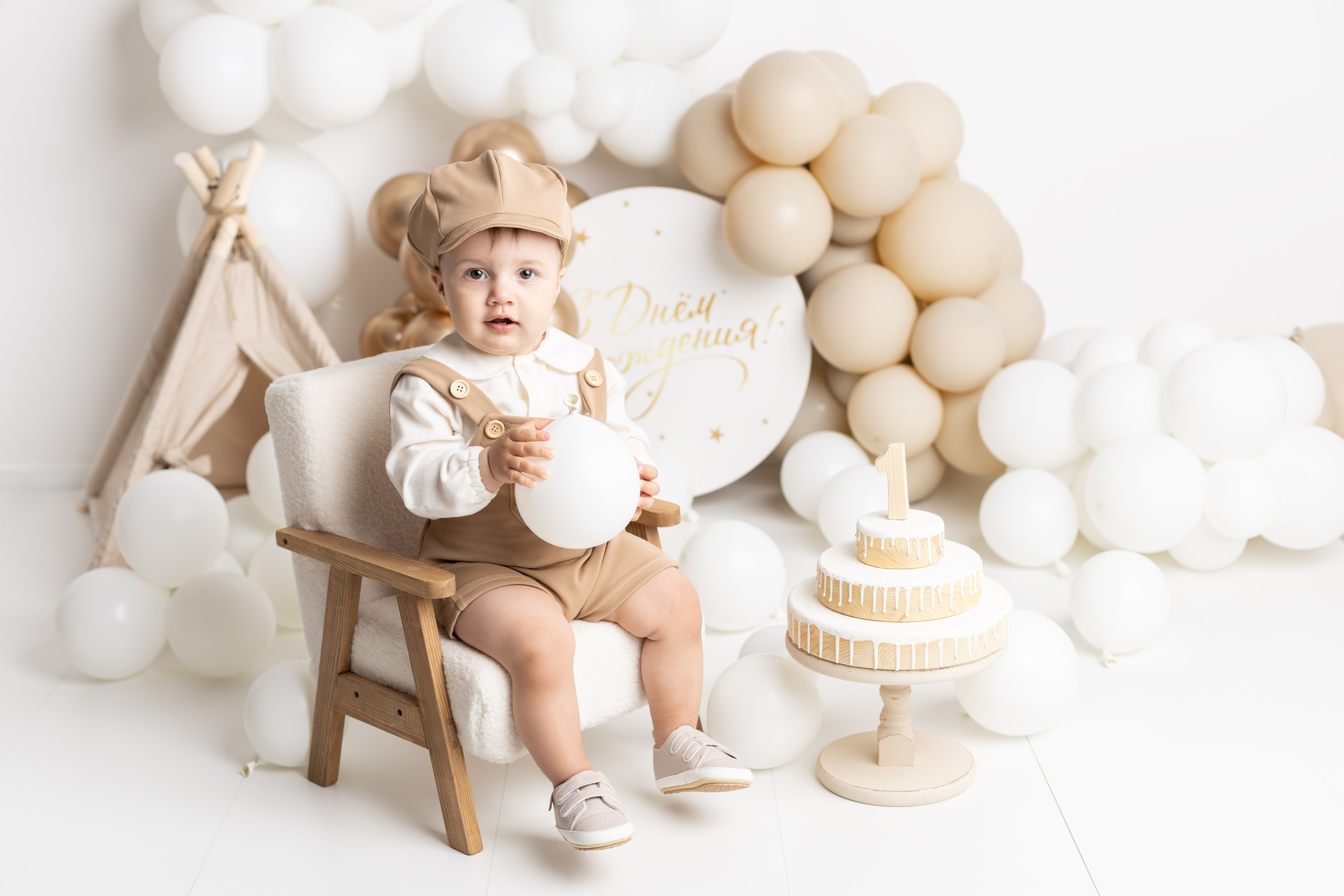 Фотосессия к первому дню рождения. Фотограф новорожденных, детский фотограф в г. Оренбурге Екатерина Козлова