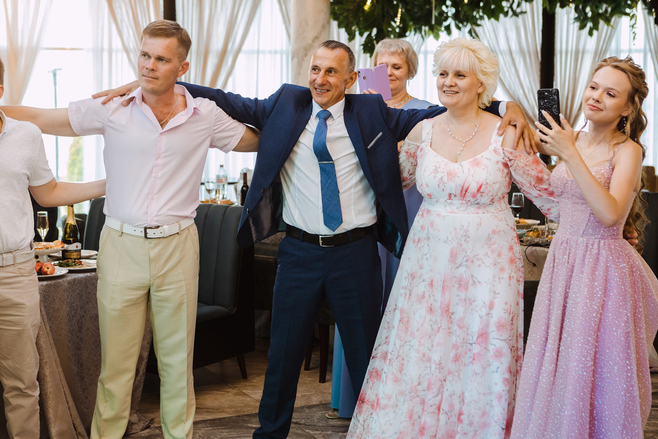 Александр и Ольга. Фотографы в городе Волгограде — Людмила Агеева и Алексей Околелов