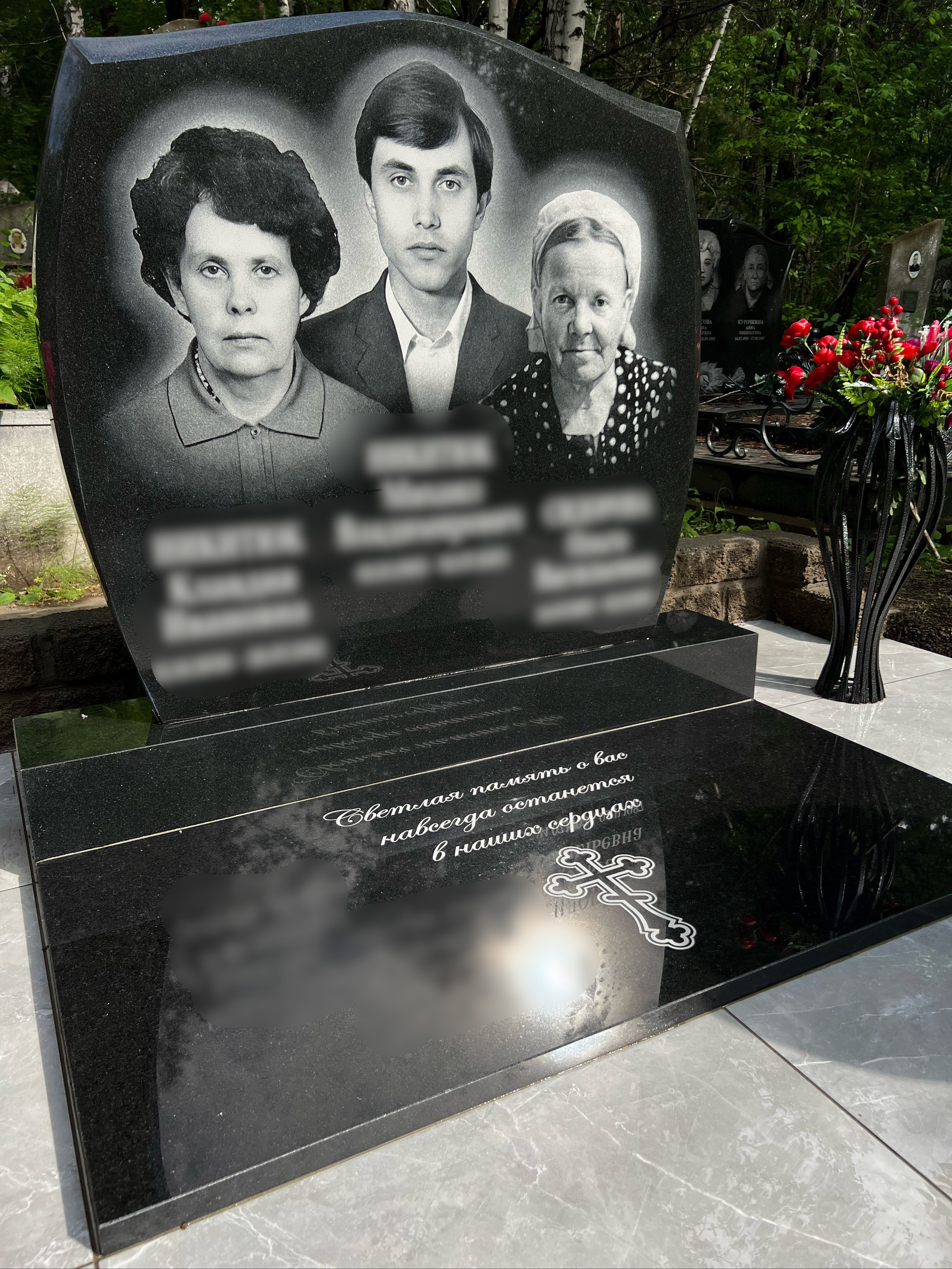 Гравировка от наших художников. ГРАНИТ26 Ритуальные услуги Железногорск. Благоустройство могил, продажа памятников
