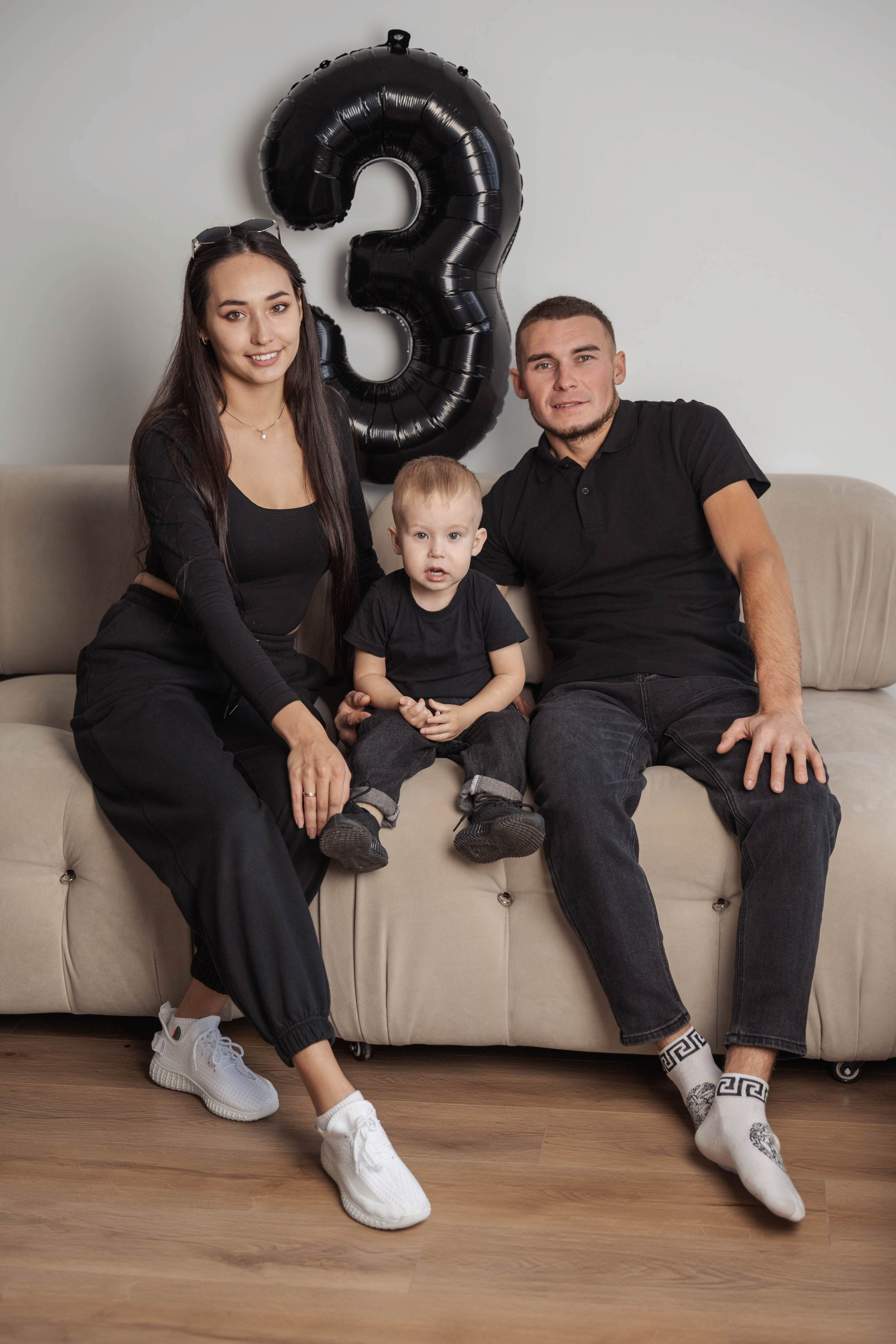 Разное. Меня зовут Михайлов Сергей, занимаюсь фото и видео г. Чебоксарах