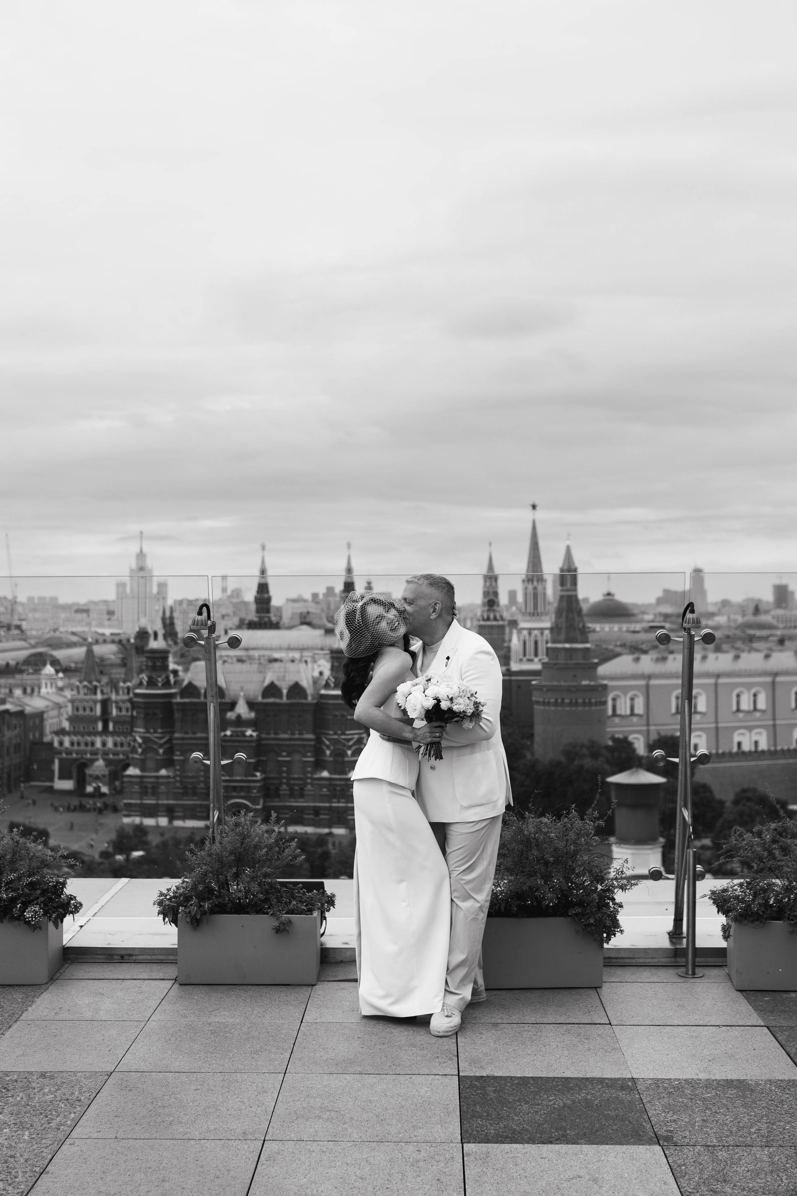 Свадебная фотосессия Ирины и Андрея в центре Москвы