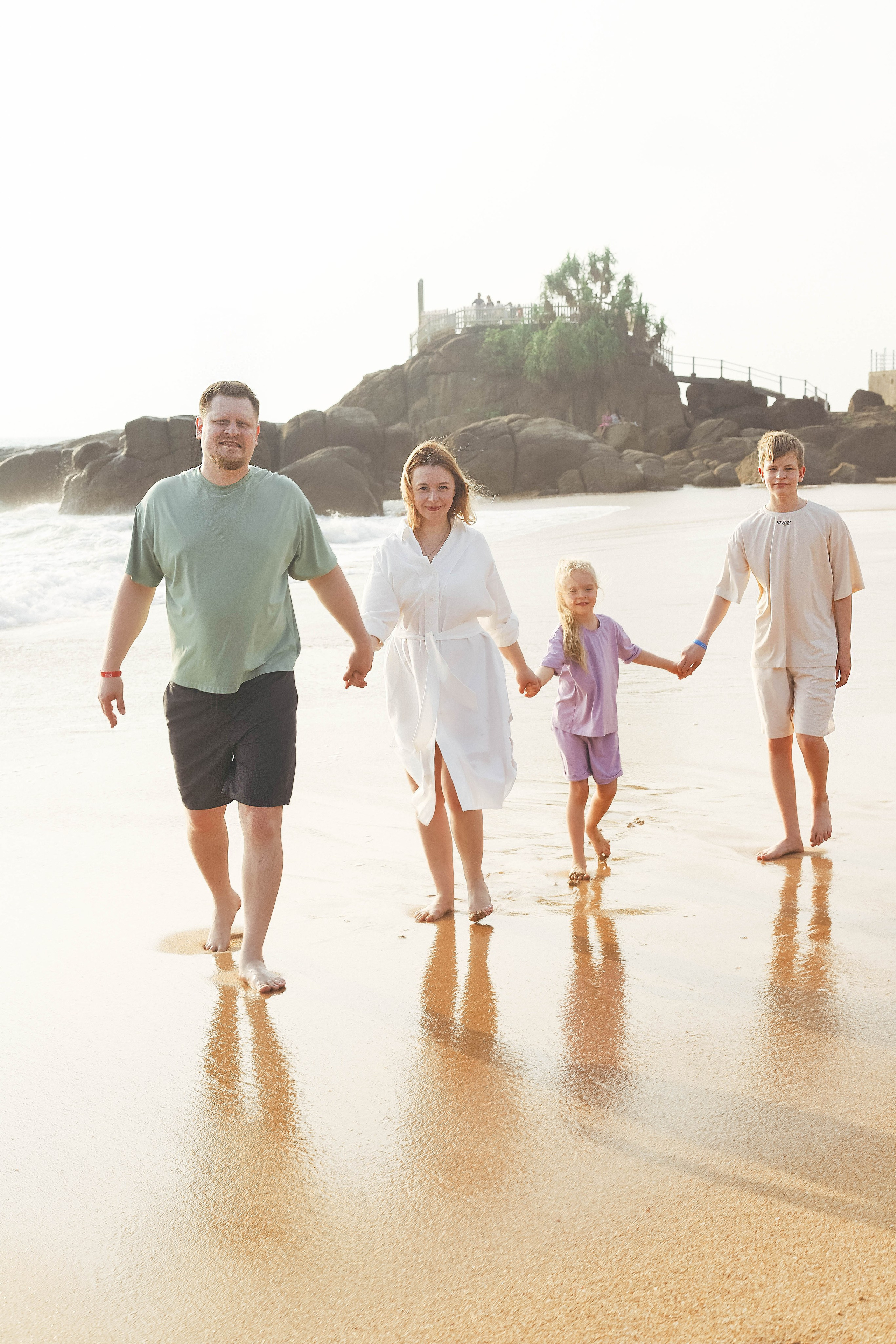 Ахангама пляж. Фотограф на Шри-Ланке