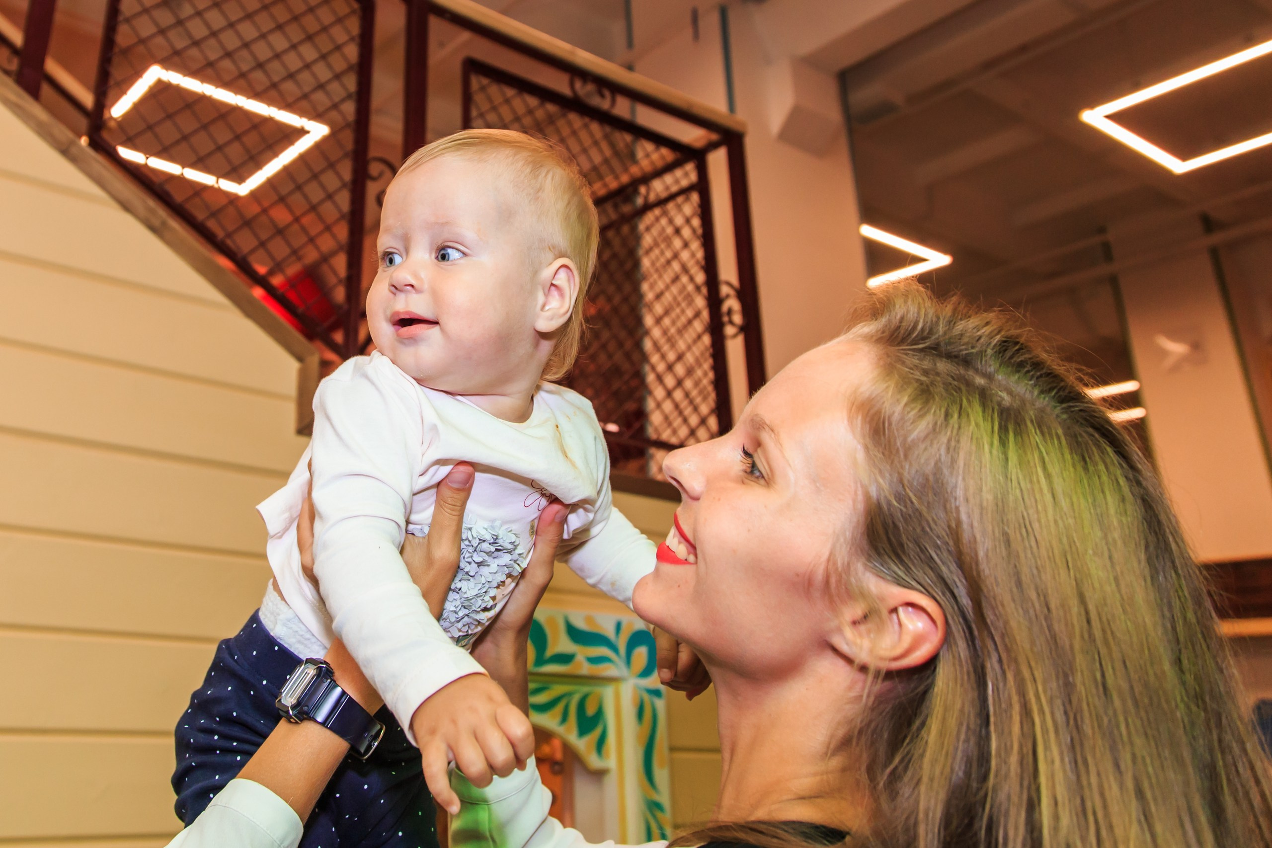 Фотограф на мероприятие заказать в Спб (Санкт-Петербург)