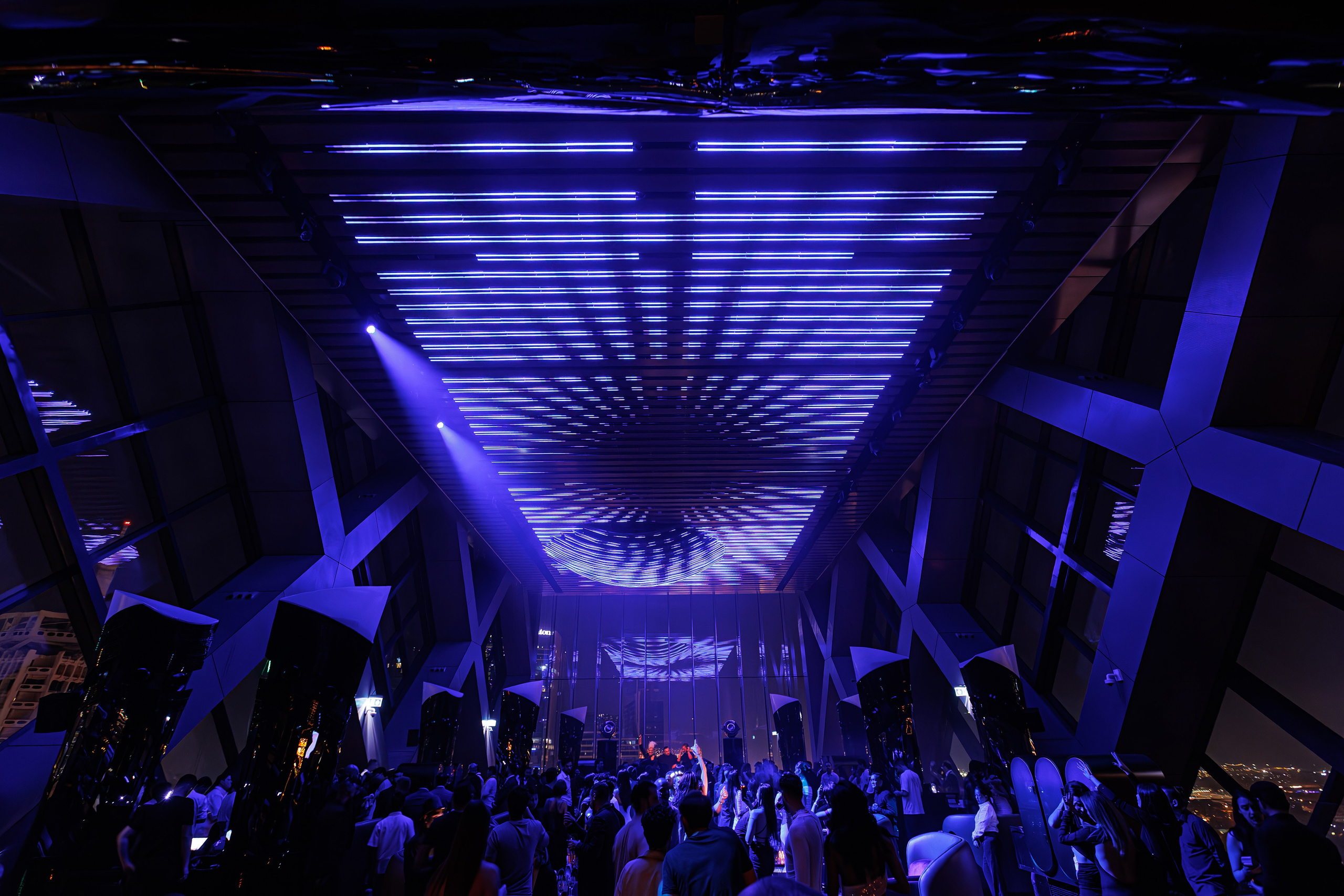 Twilight Party at Sphere Dubai — Nightlife Photography. Evgen Yatsenko — Photographer in Dubai