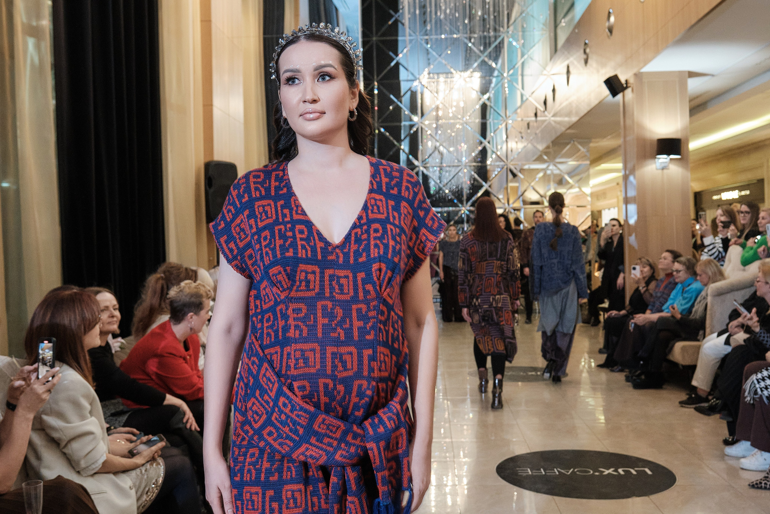 Показ коллекции (Мария Варламова). Свадебный фотограф в Екатеринбурге Соседков Евгений