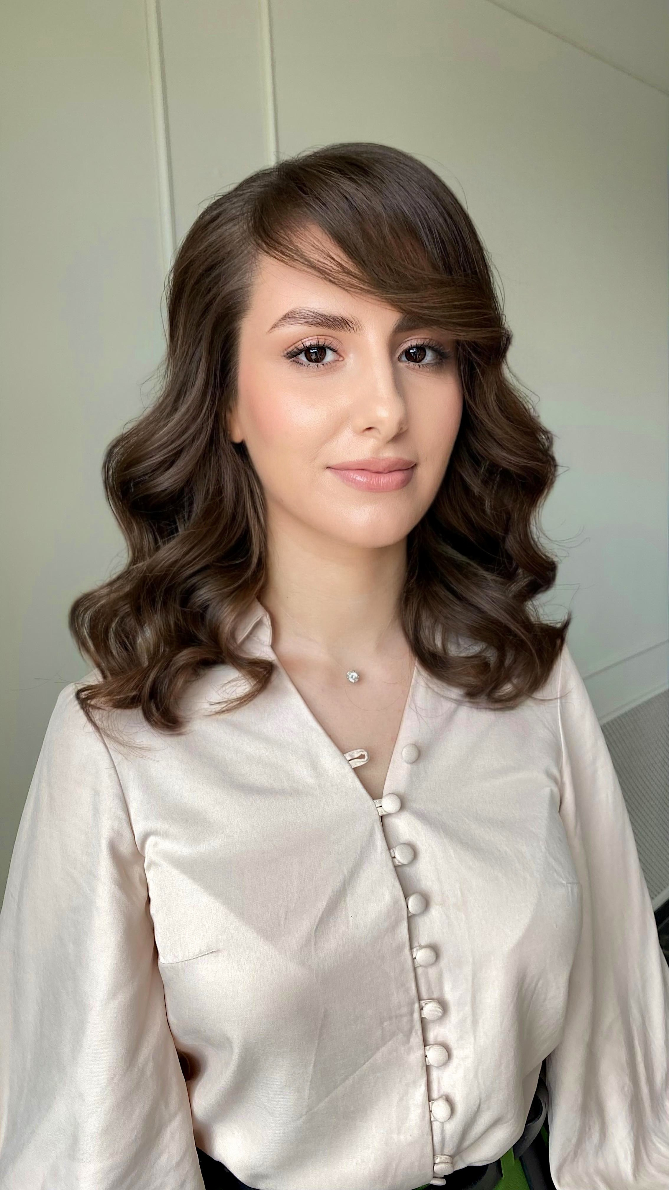 Локоны. Свадебный стилист по прическам и макияжу в Ростове-на-Дону Даниэла Дар