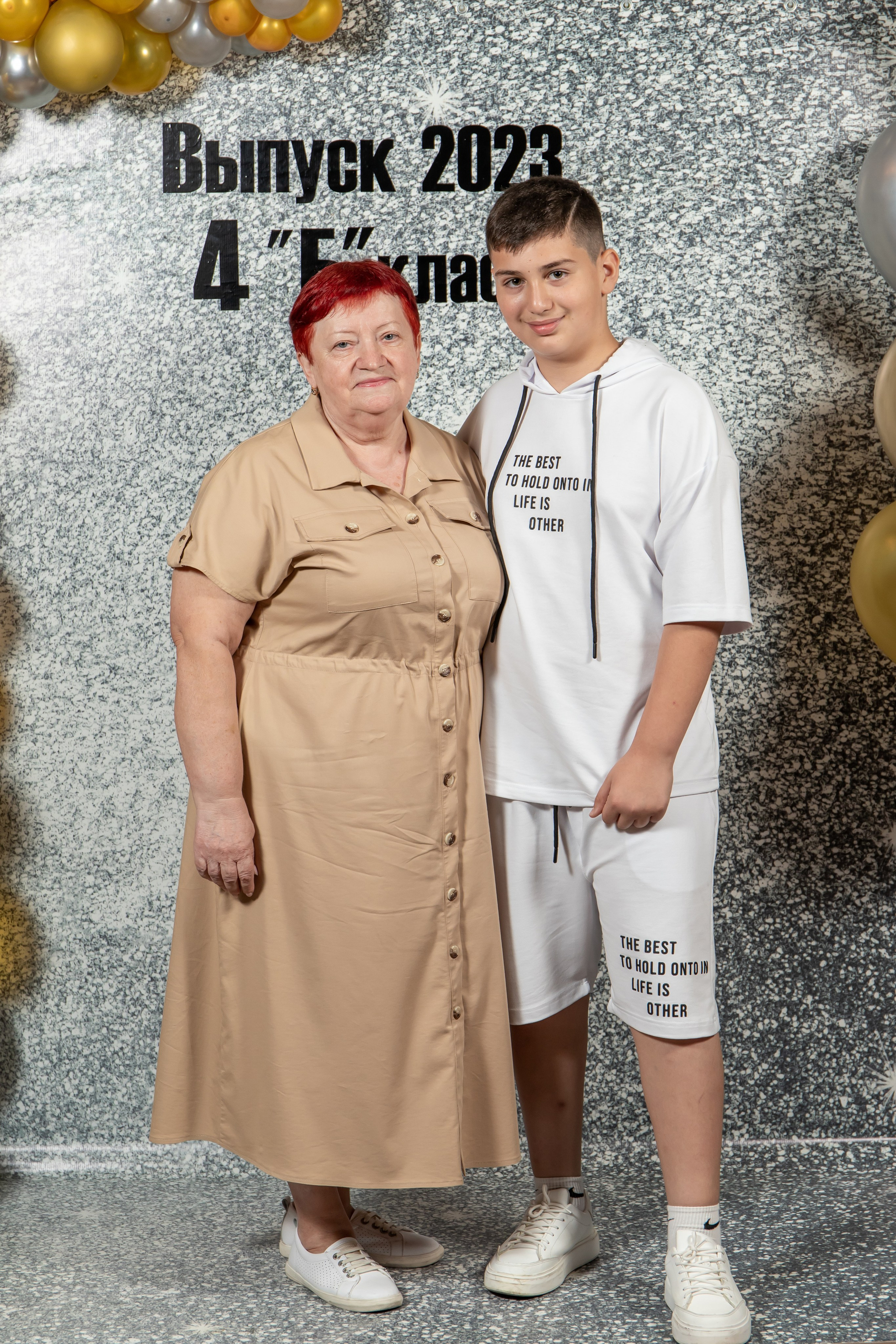 Выпуск 4Б 23 год. Семейный и свадебный фотограф в Геленджике Михаил Шматов