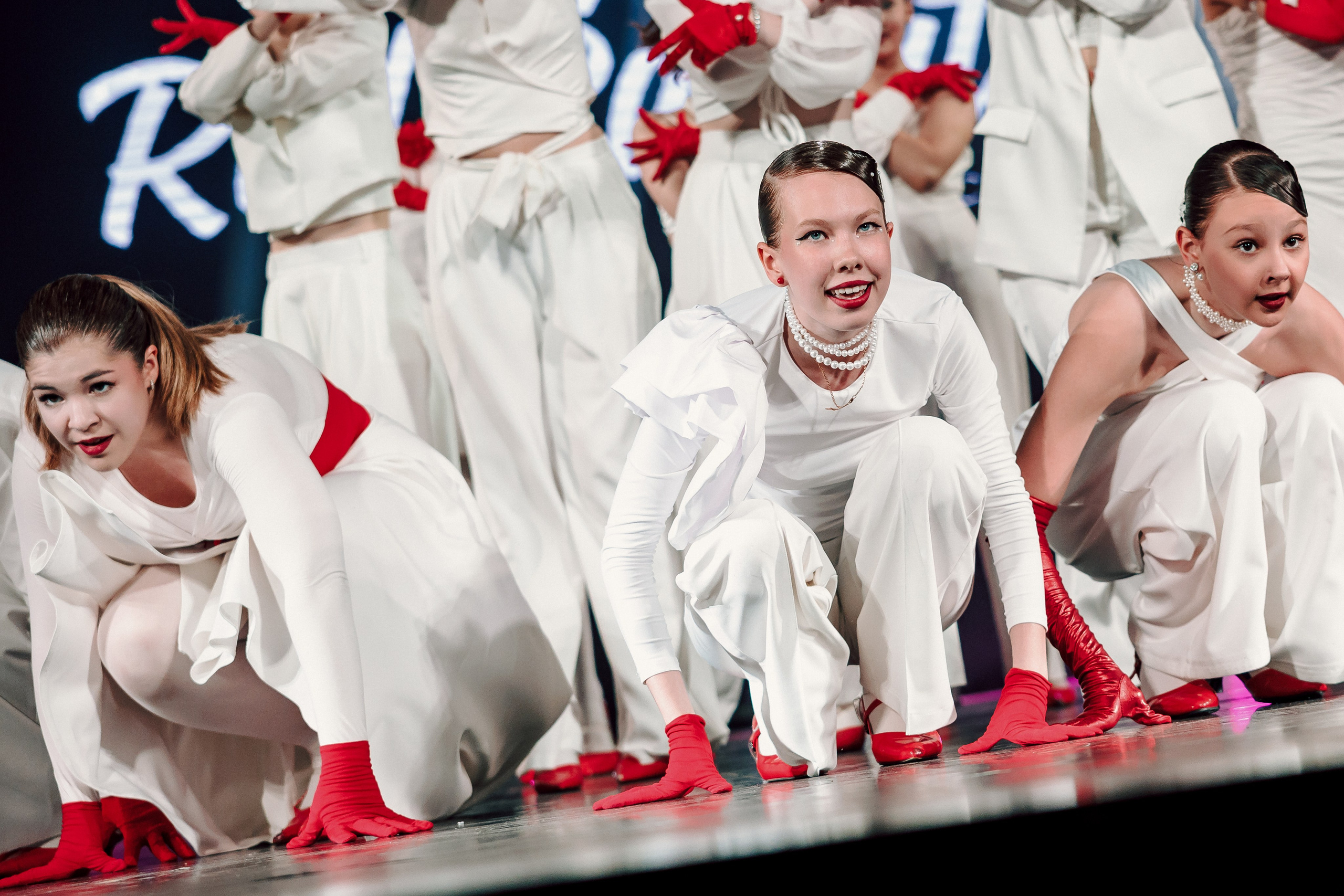 Отчётный концерт танцевальной школы «Red Rabbits» 2025. Лёшка Варзегов — фотограф