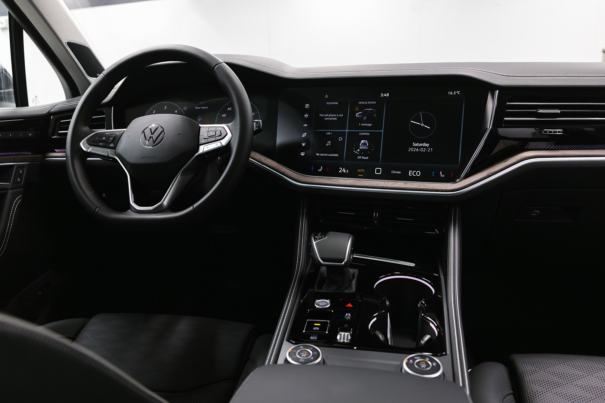 Volkswagen Touareg R-Line 3.0 TDI AT (286 л. с.) 2025. Автосалон «Х-Авто»