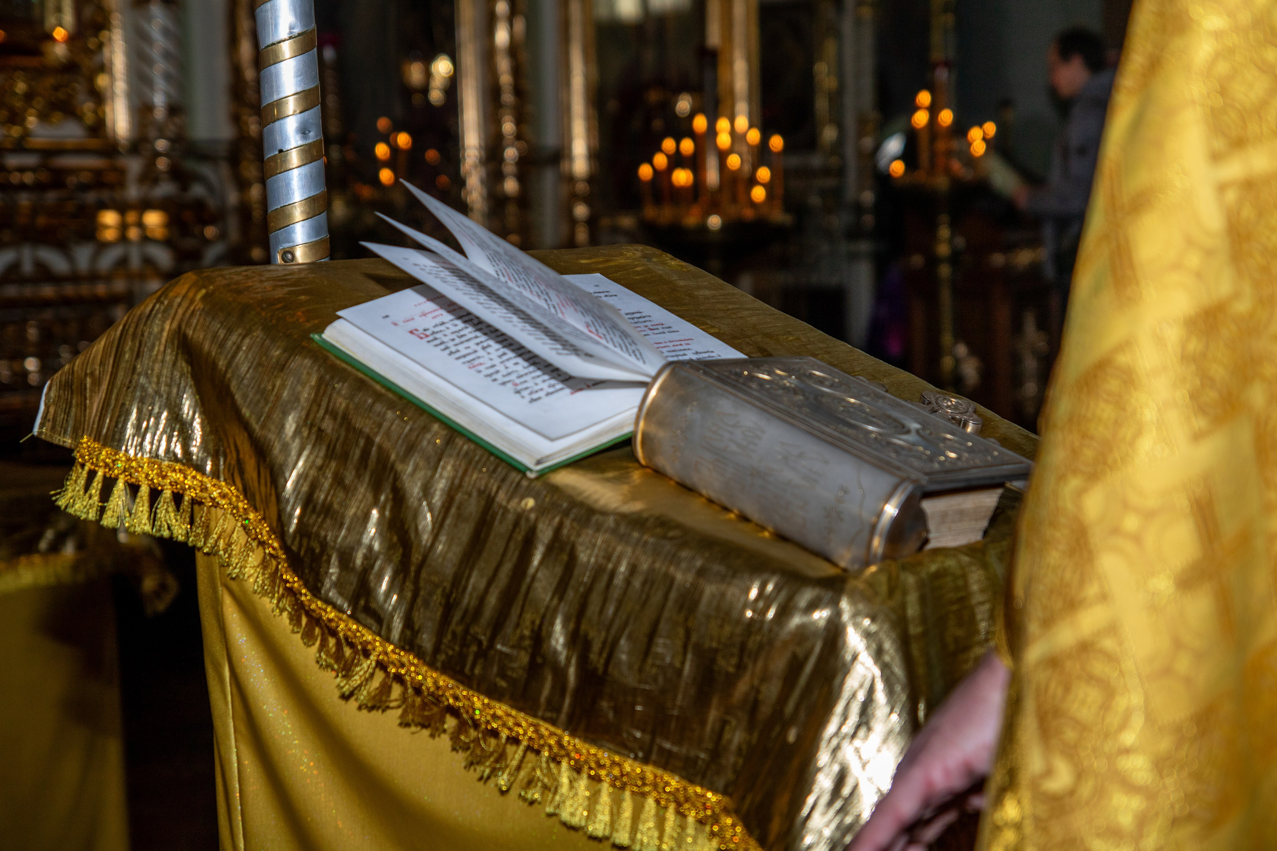 Венчание. Церковь Петра и Павла. Фотограф в Самаре Алексей Головачёв