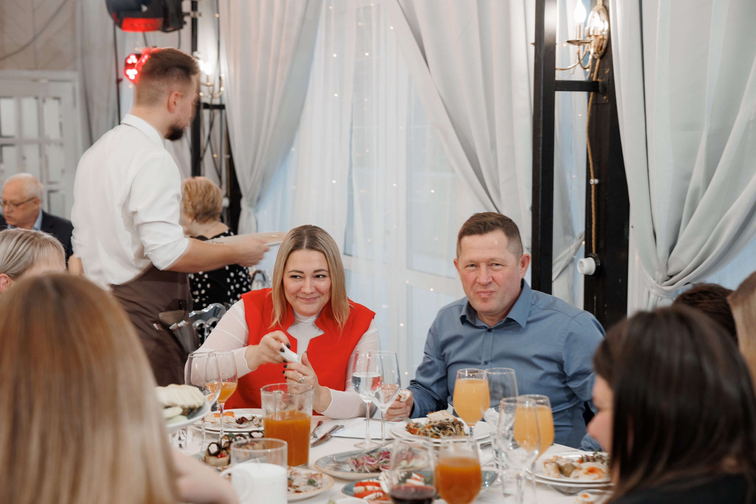 Юбилей, ресторан «Барский», усадьба «Гребнево». Свадебный и репортажный фотограф (Москва, Королев и другие)