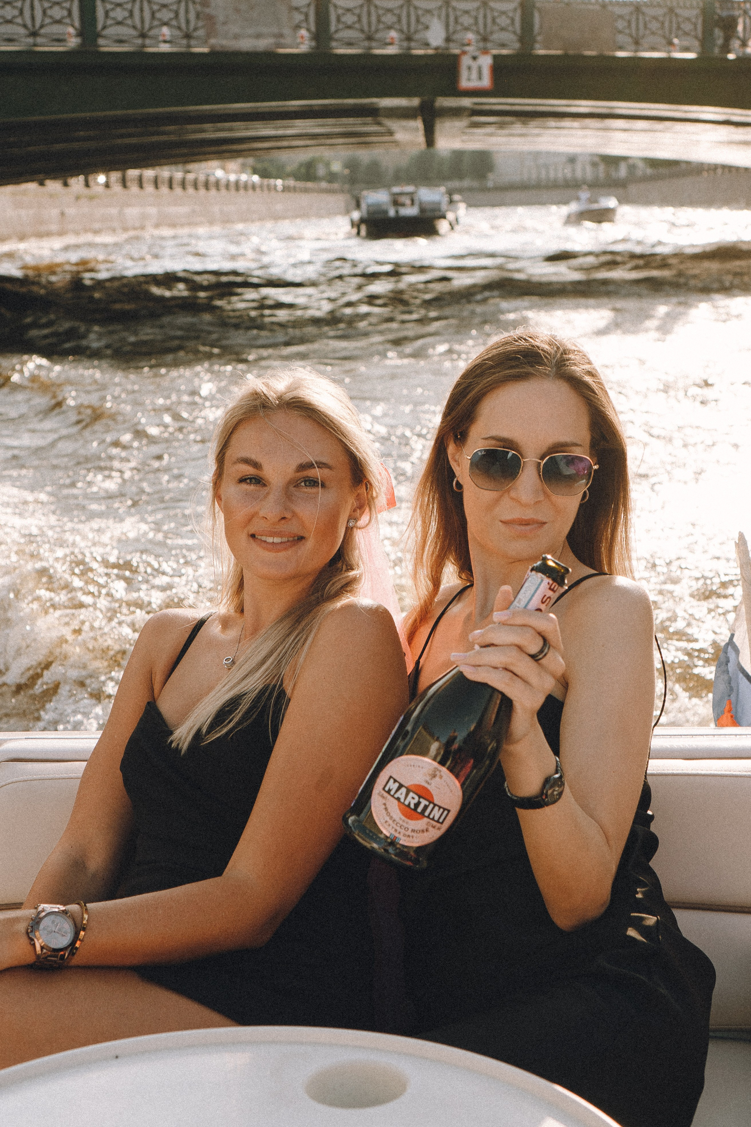 ДЕВИЧНИК НА КАТЕРЕ. Профессиональный фотограф, Санкт-Петербург — Виктория Богомолова