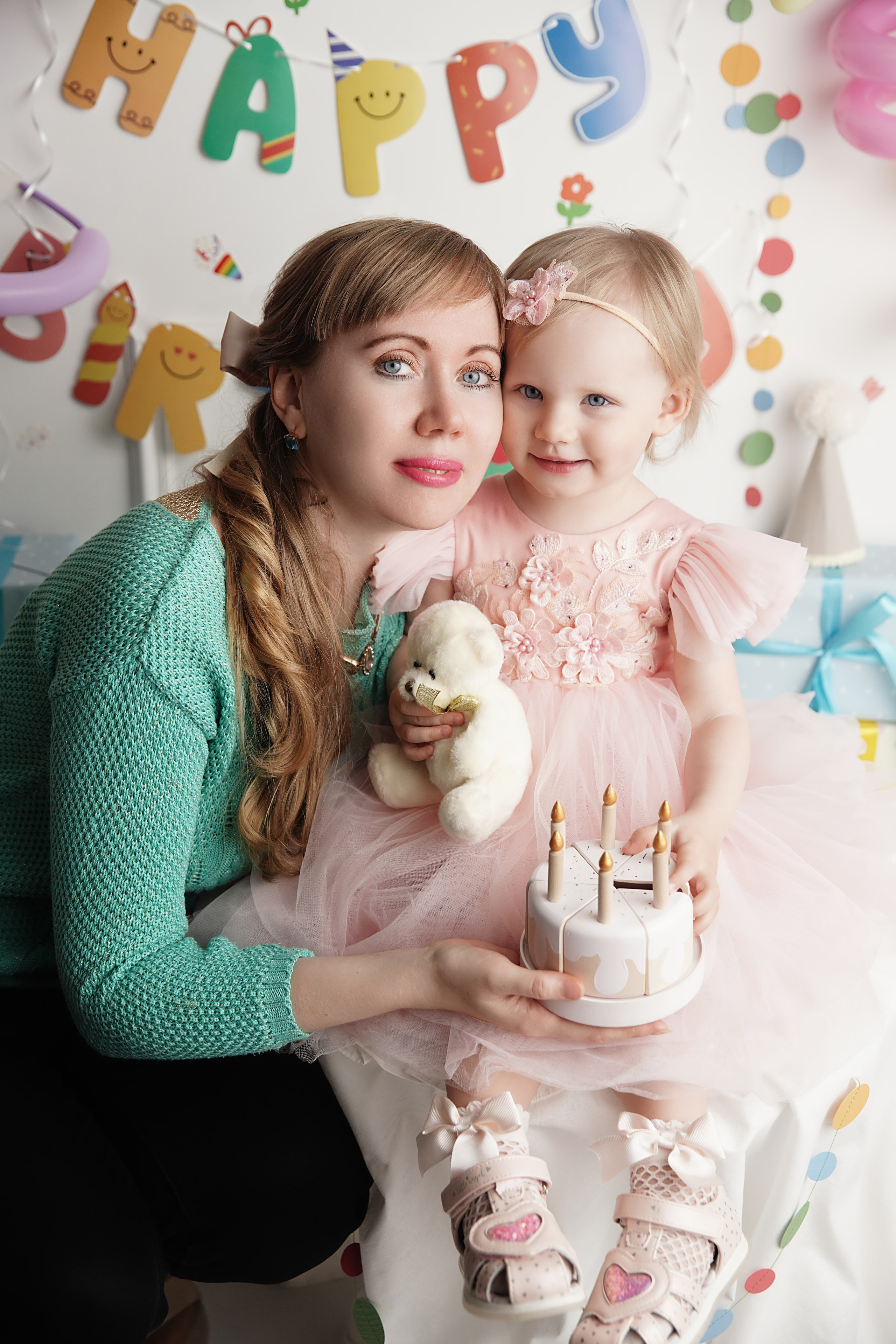 День Рождения. Фотограф новорожденных. Семейный и детский фотограф в городе Сургуте