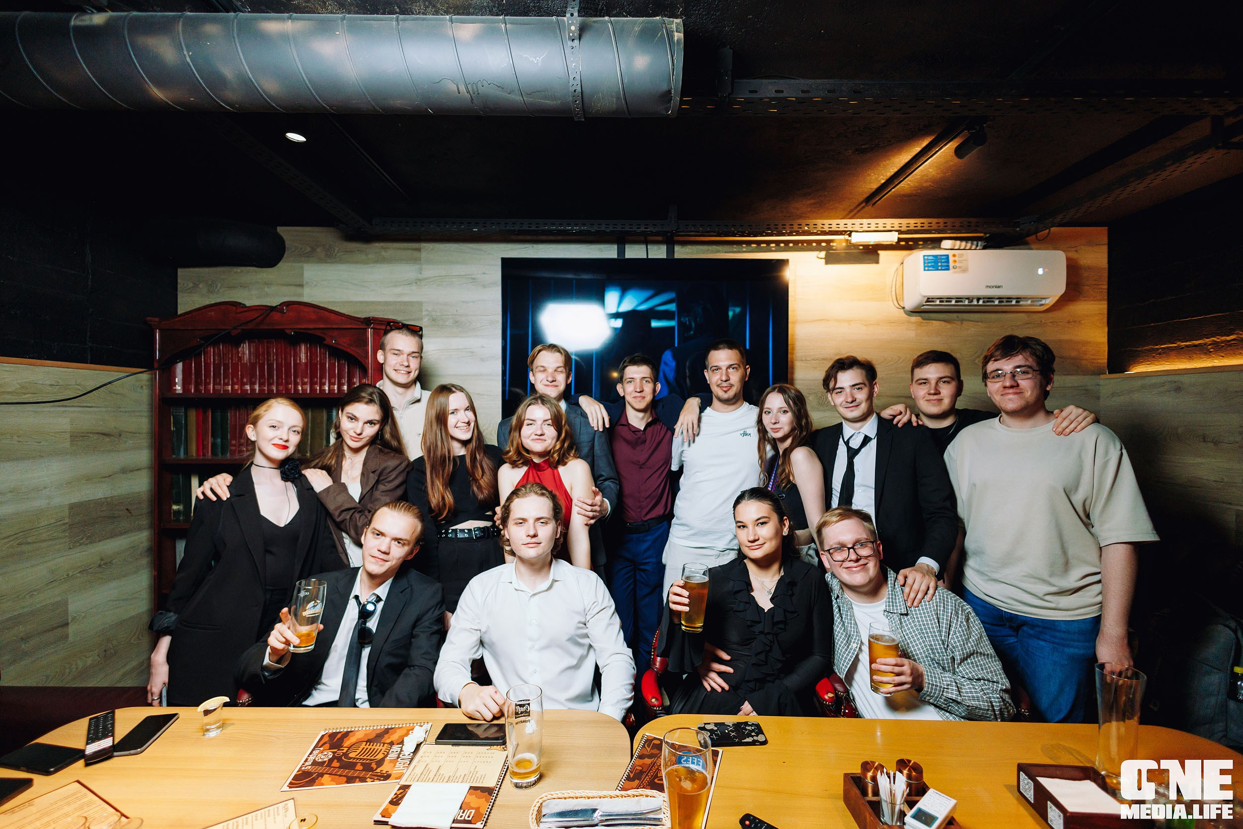 Фоторепортаж из бара Dreadnought. One Media Life: фоторепортажи, фотоотчеты с мероприятий и заведений
