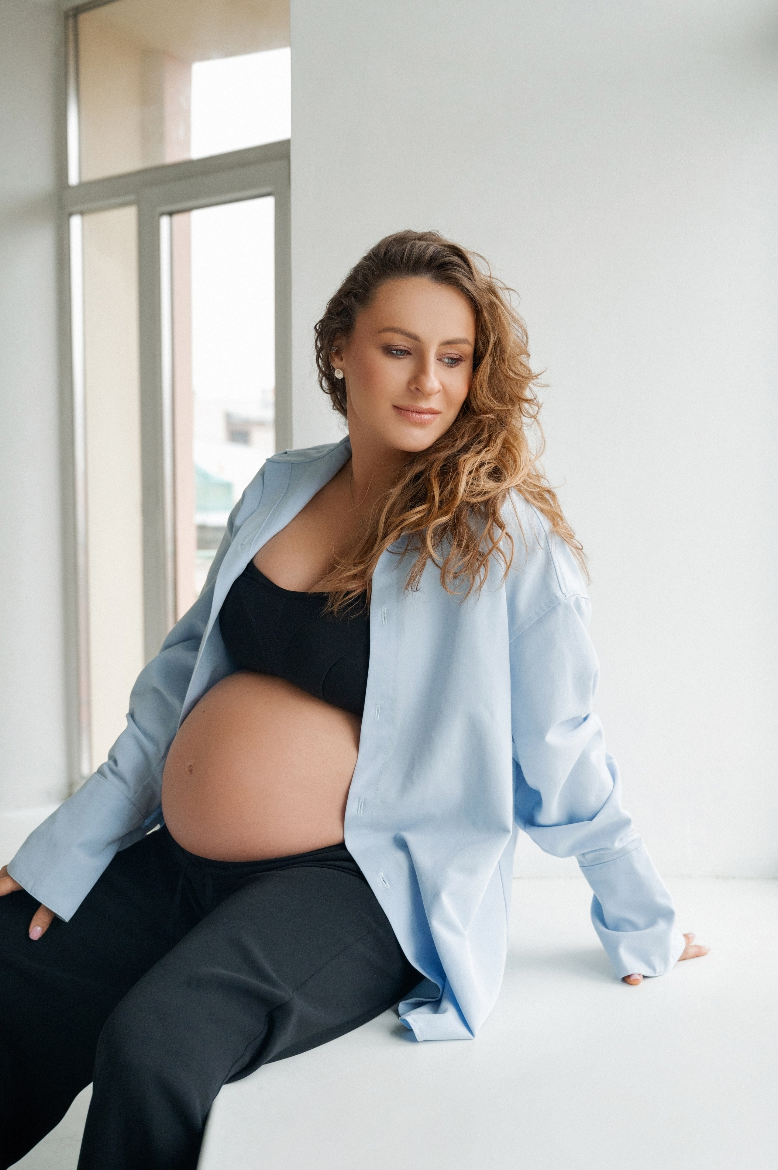 Профессиональный семейный и беременный фотограф в Санкт-Петербурге — Маргарита Иванова. Индивидуальные фотосессии под ключ: от образа до гот. Профессиональный фотограф беременности в СПБ. Стильные фотосессии беременности в стиле минимализм и классическая фотография
