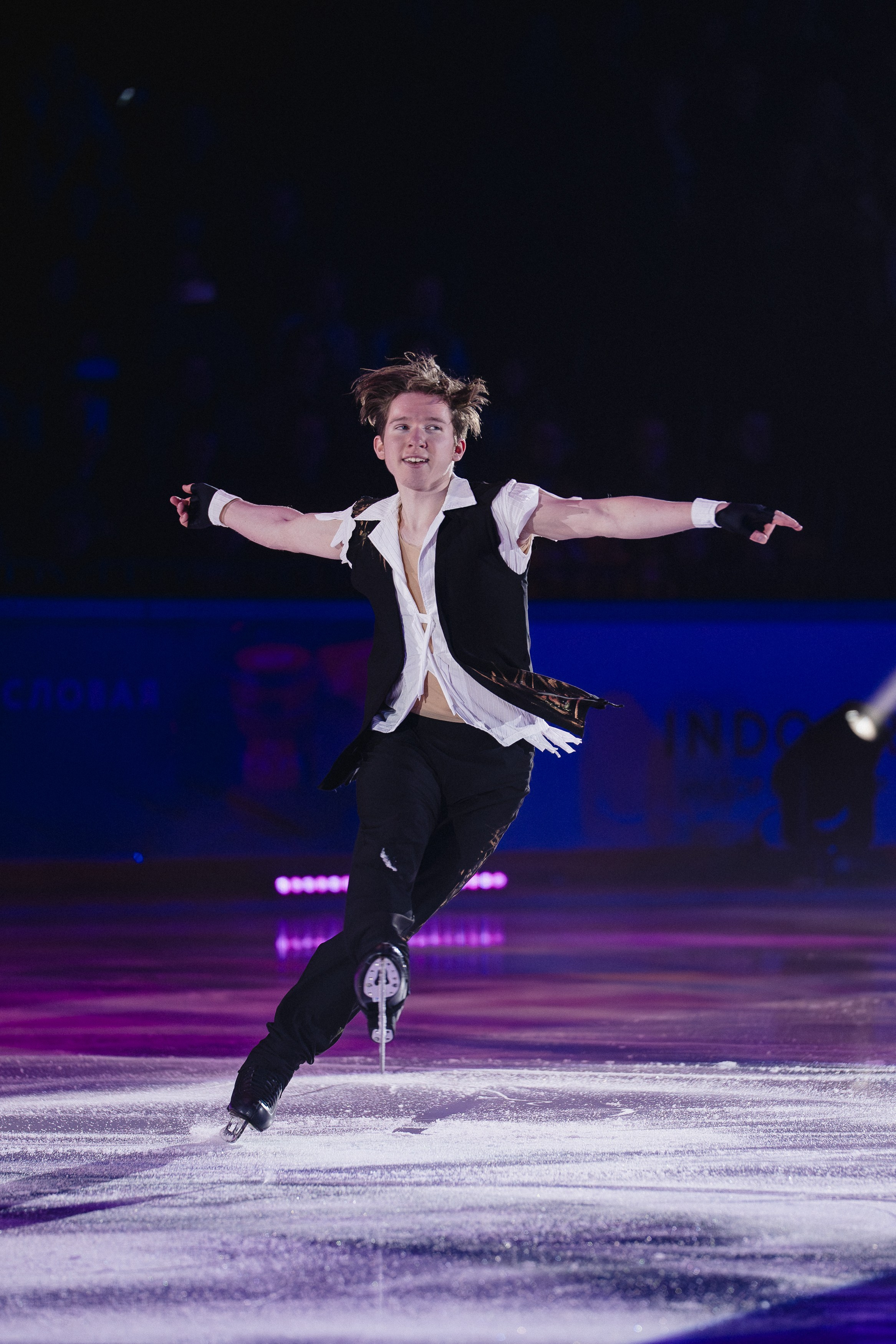 Шоу Этери Тутберидзе в Новосибирске. Воробьева Ксения — Спортивный и танцевальный фотограф Новосибирск