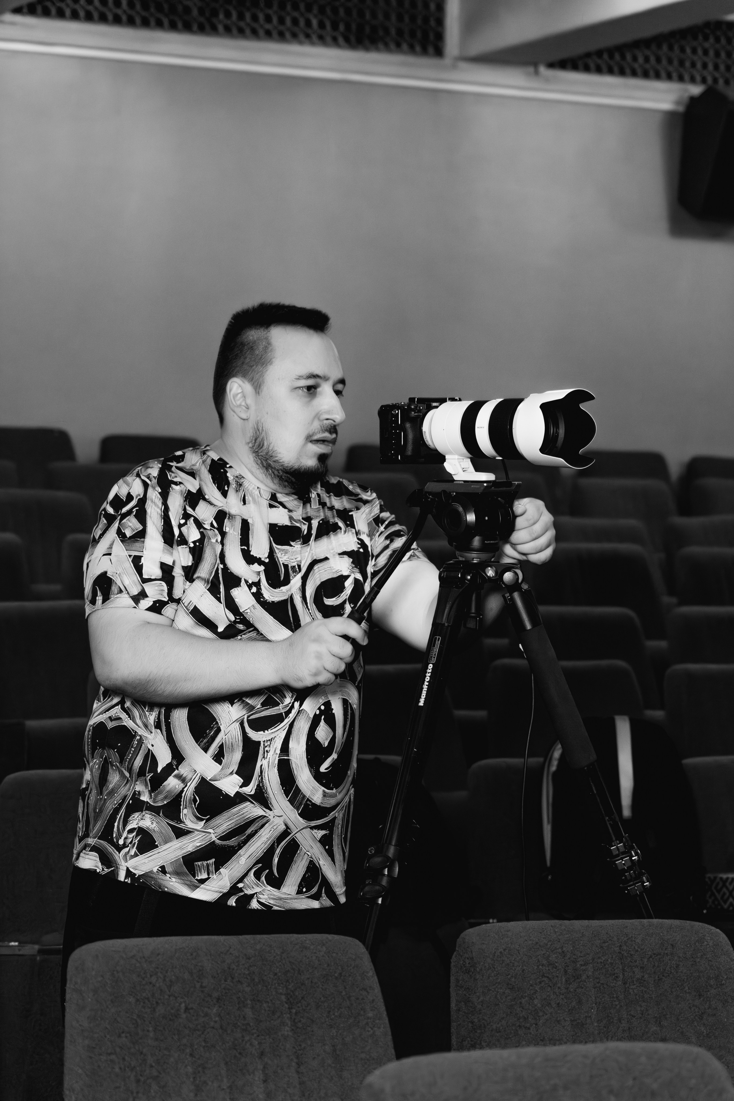 Backstage. Занимаюсь профессиональной фотографией и живу рядом с Байкалом. Работаю в разных жанрах