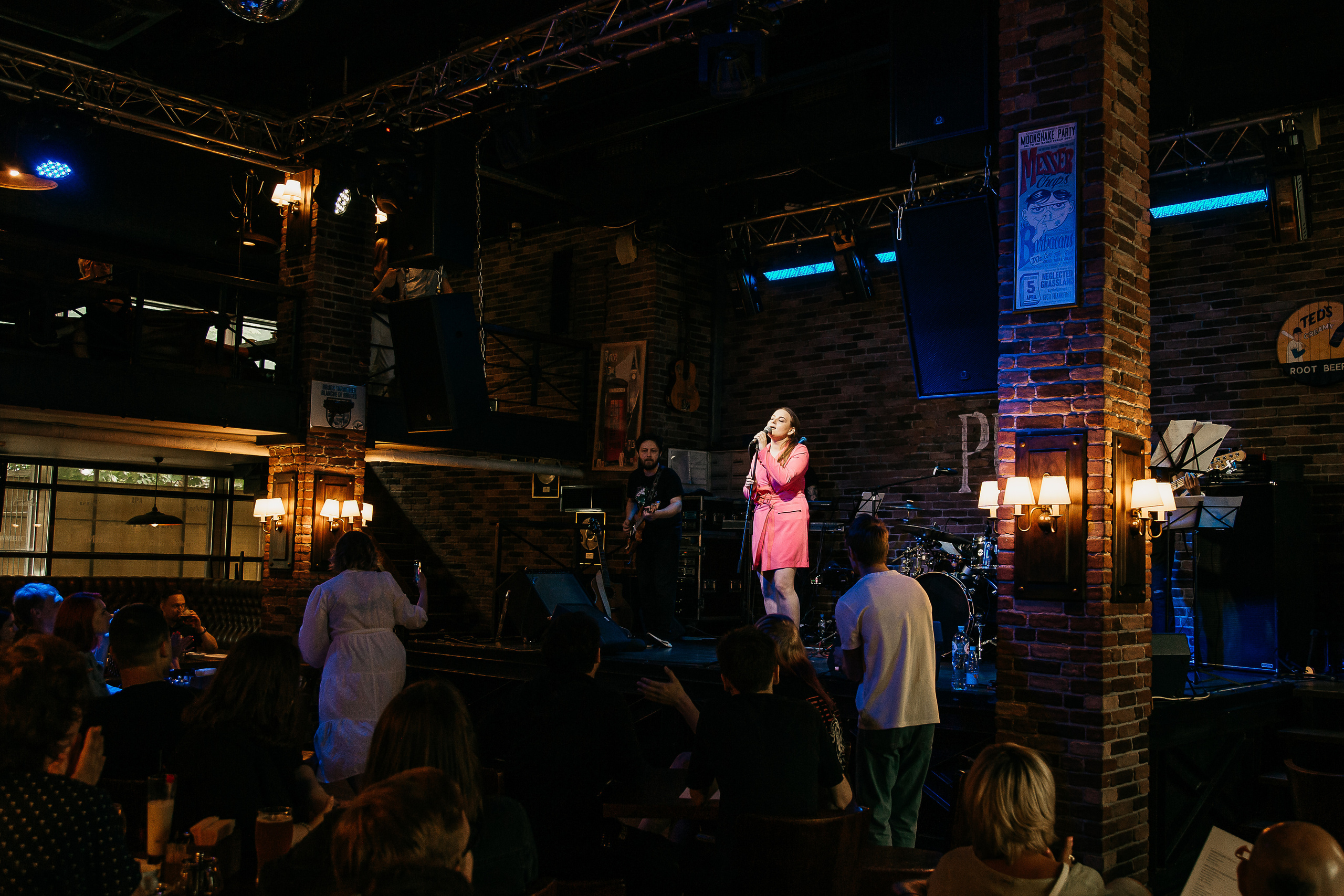 Концерт в LIFE PUB. Свадебный Семейный Репортажный фотограф в Москве