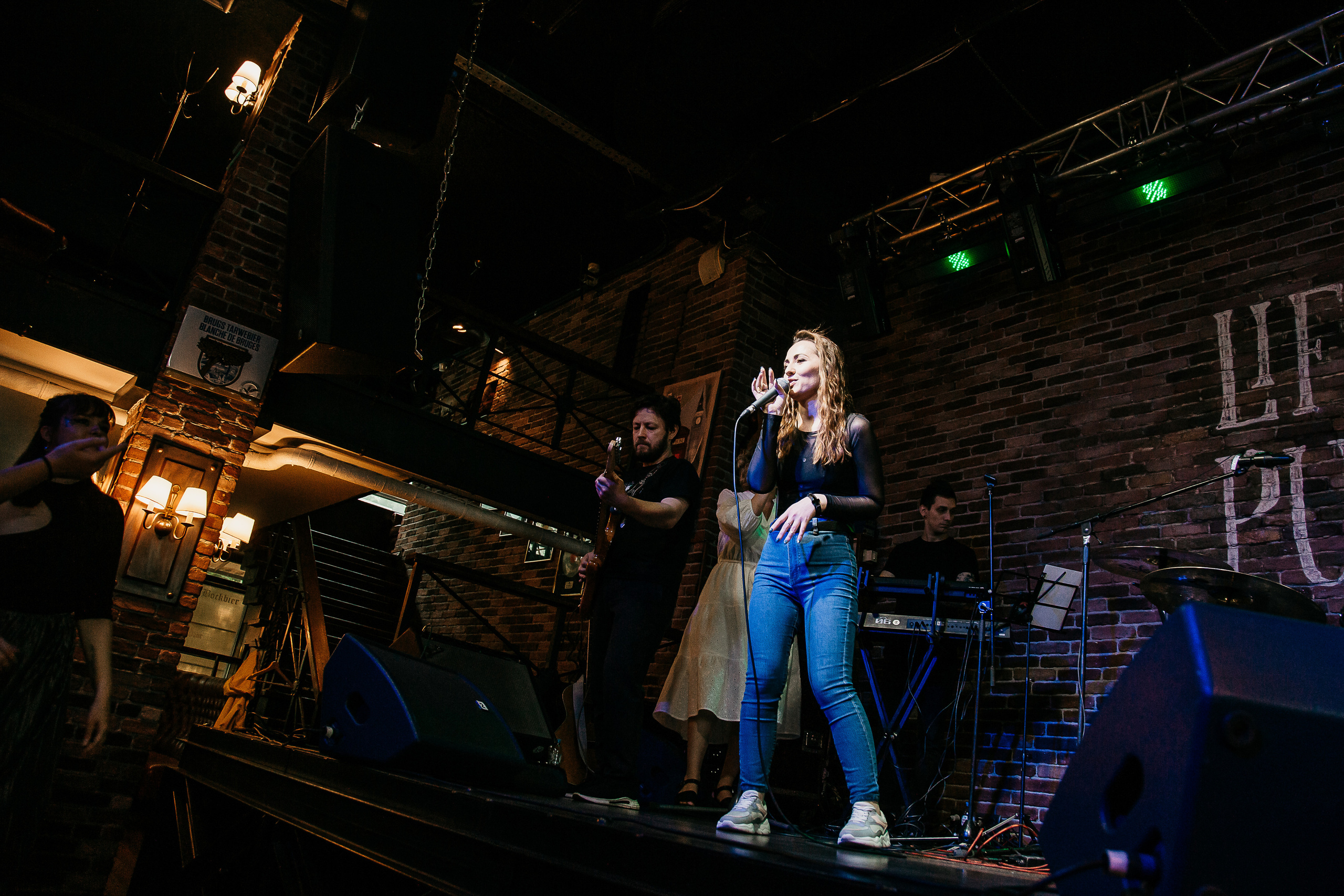 Концерт в LIFE PUB. Свадебный Семейный Репортажный фотограф в Москве